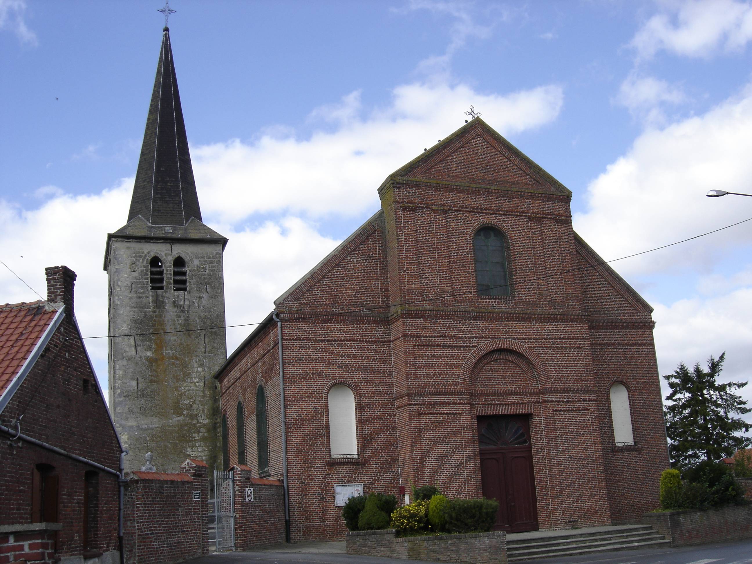 Photo de Saint-Pierre-Saint-Paul de Reumont Church