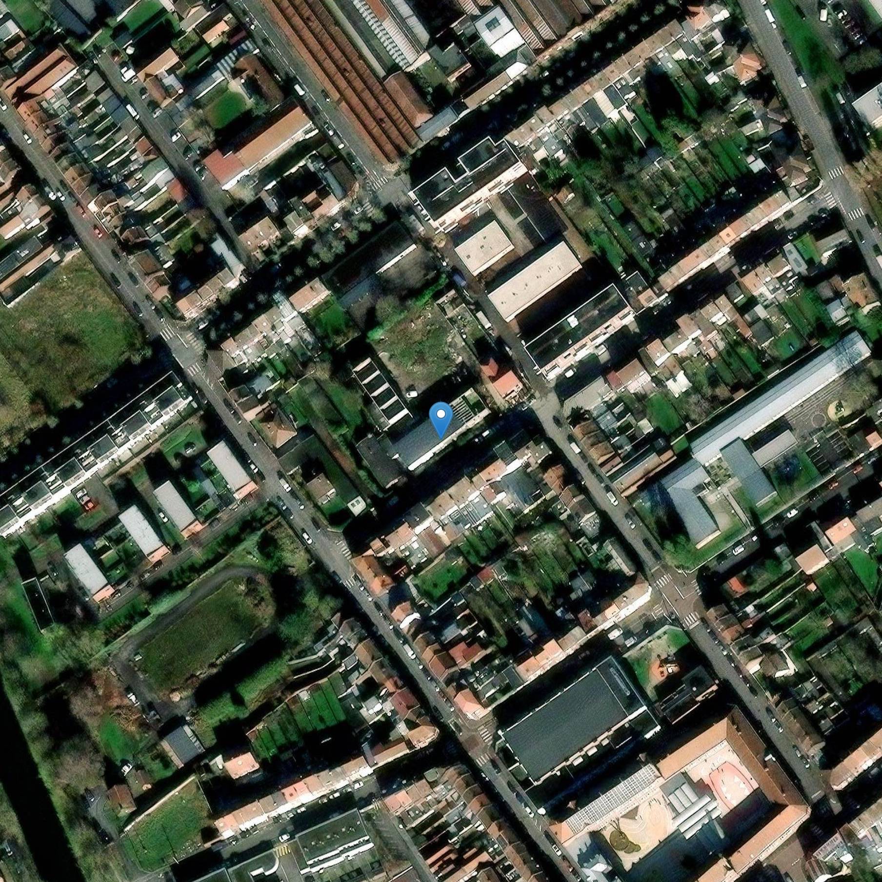 Photo de Church of the Holy Family of Hutin