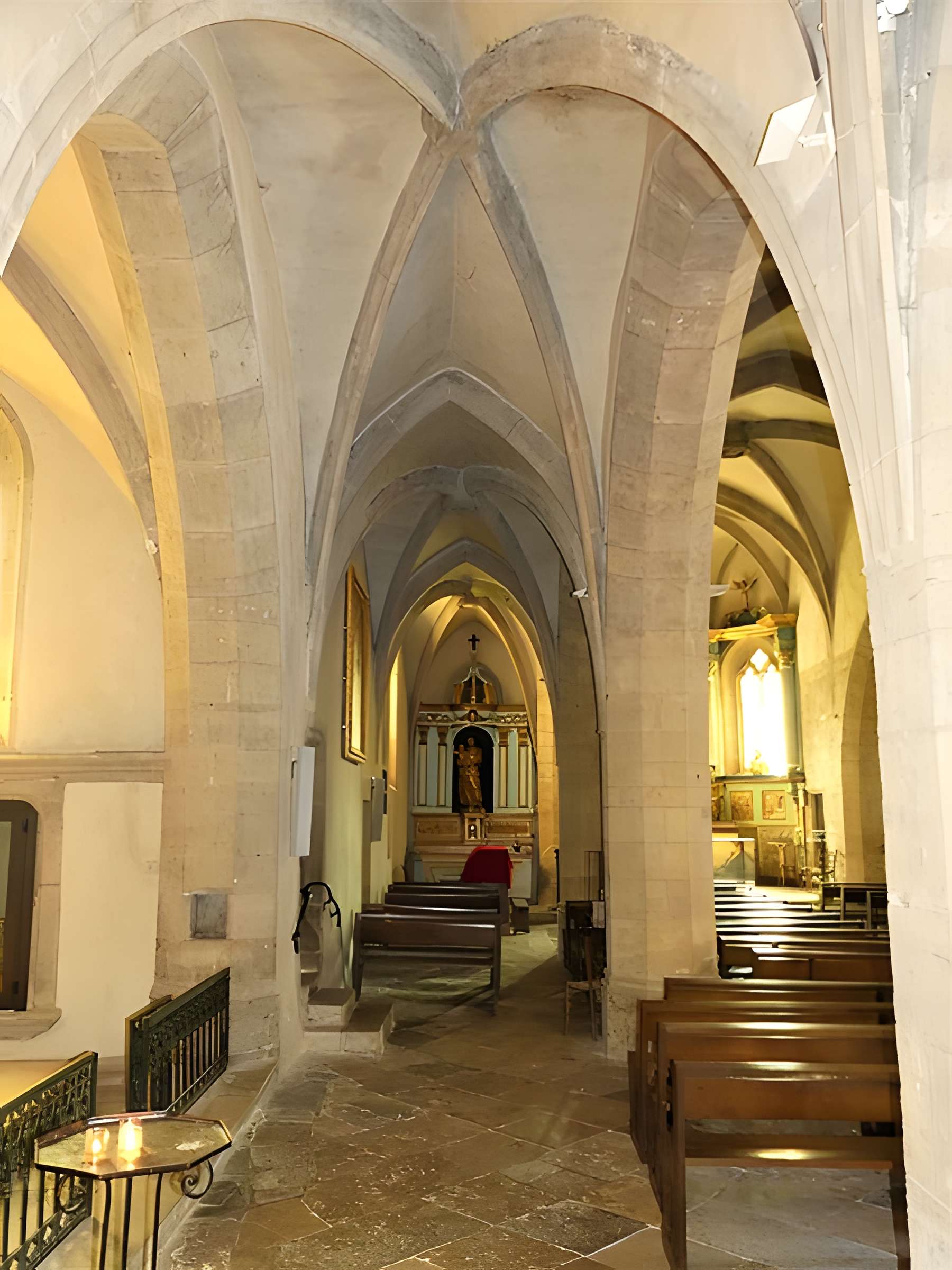 Église Saint-Fleuret d'Estaing