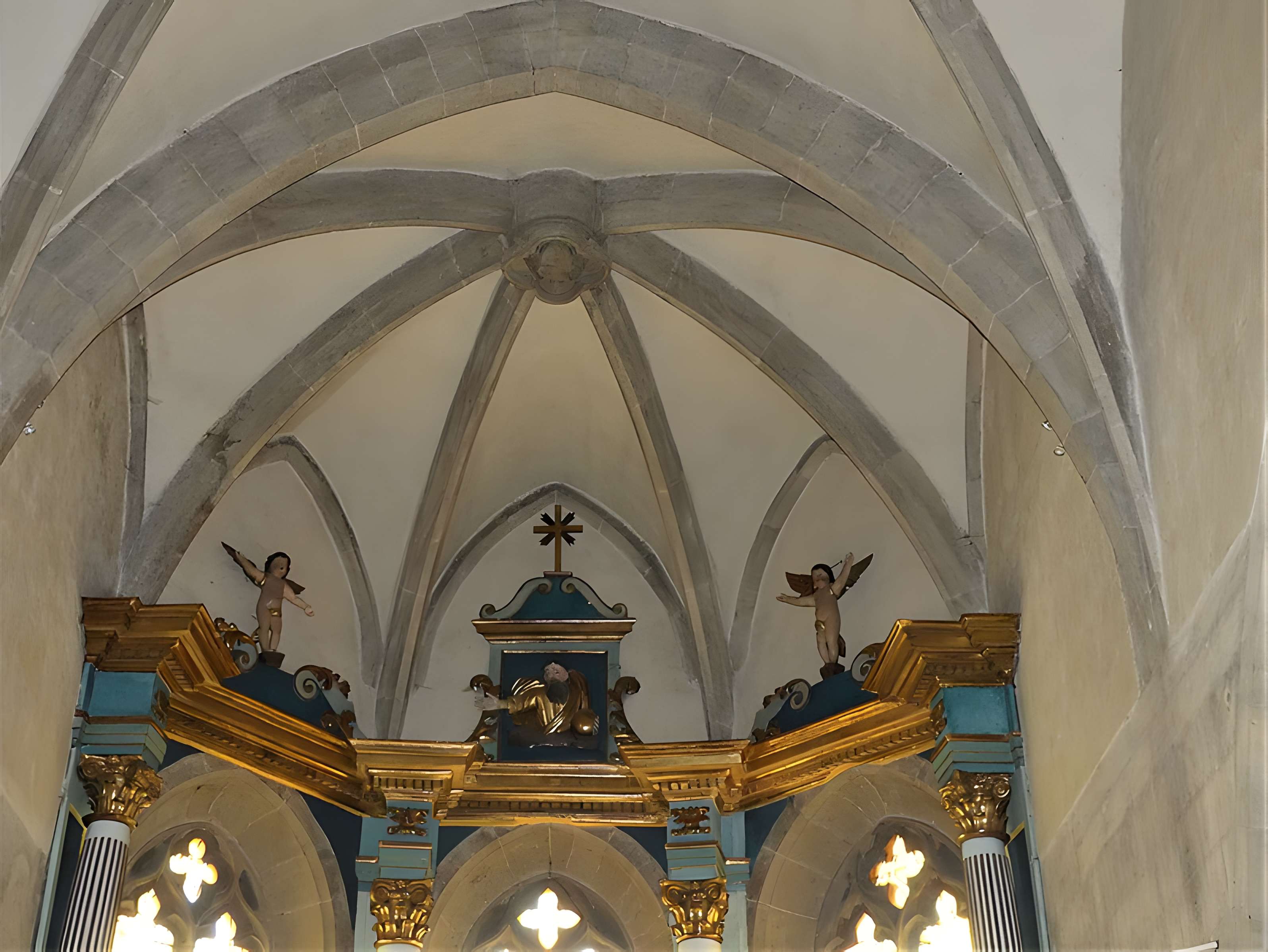 Église Saint-Fleuret d'Estaing