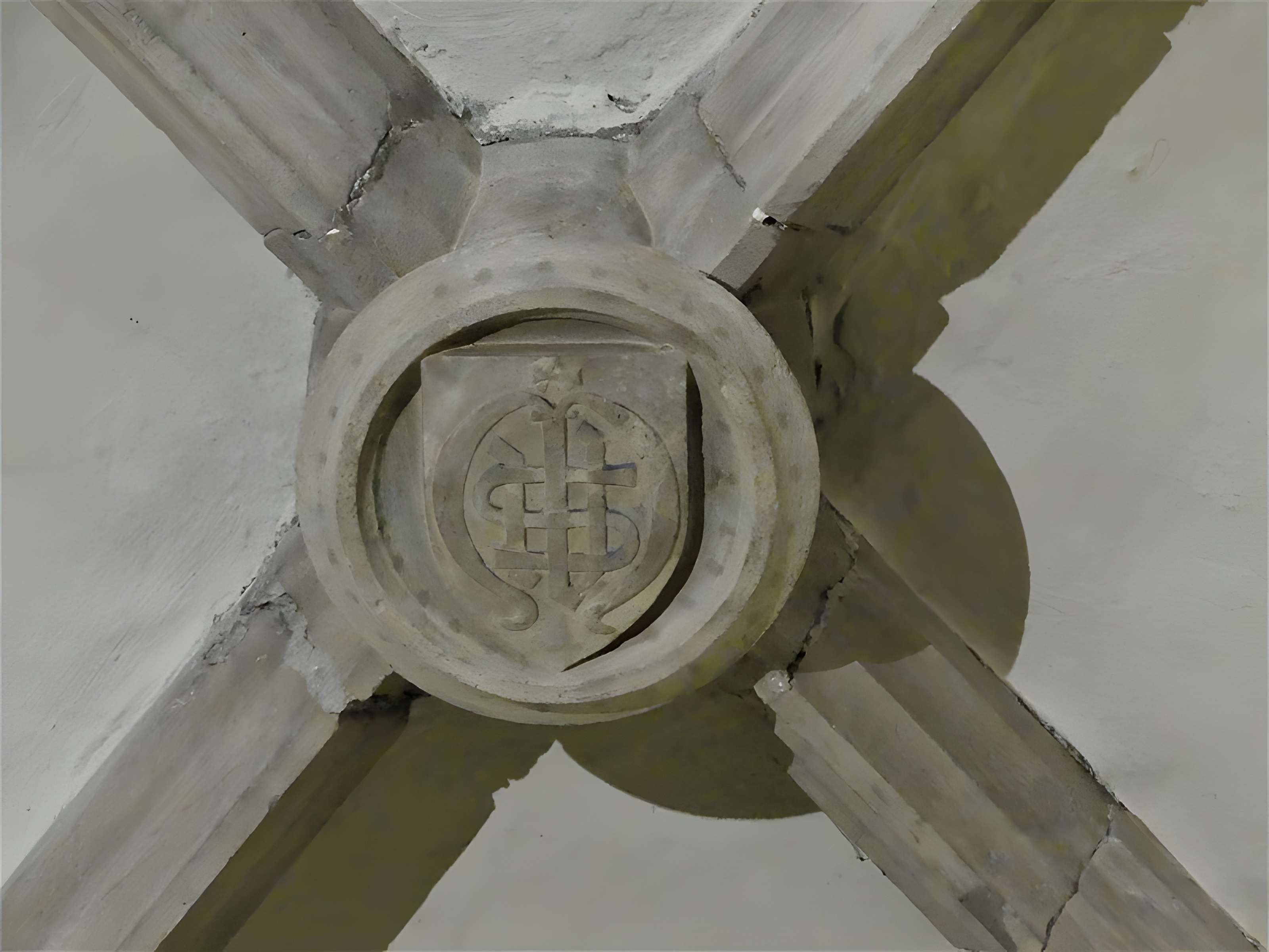 Église Saint-Fleuret d'Estaing