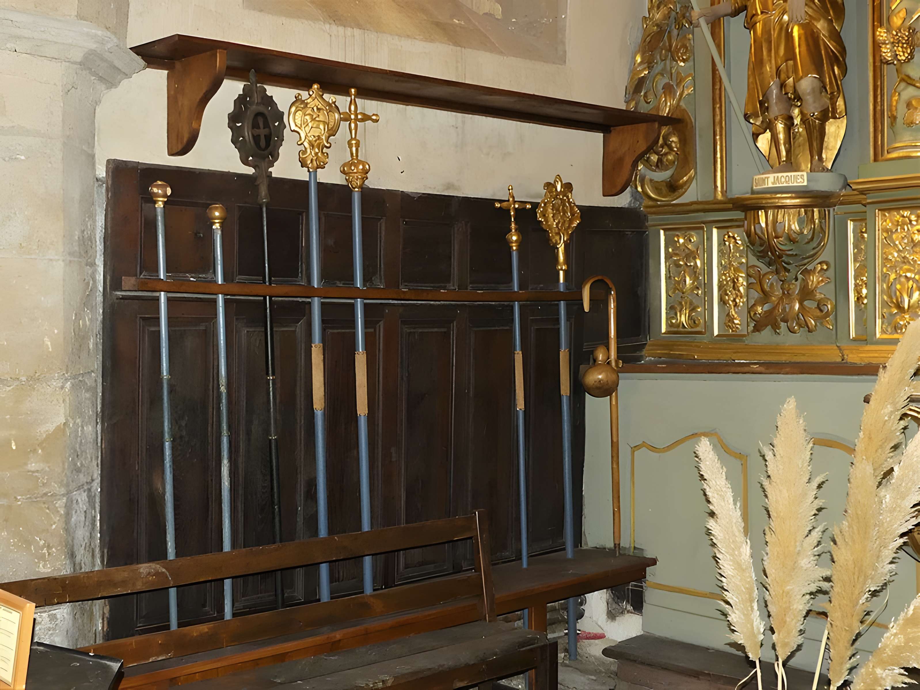 Église Saint-Fleuret d'Estaing