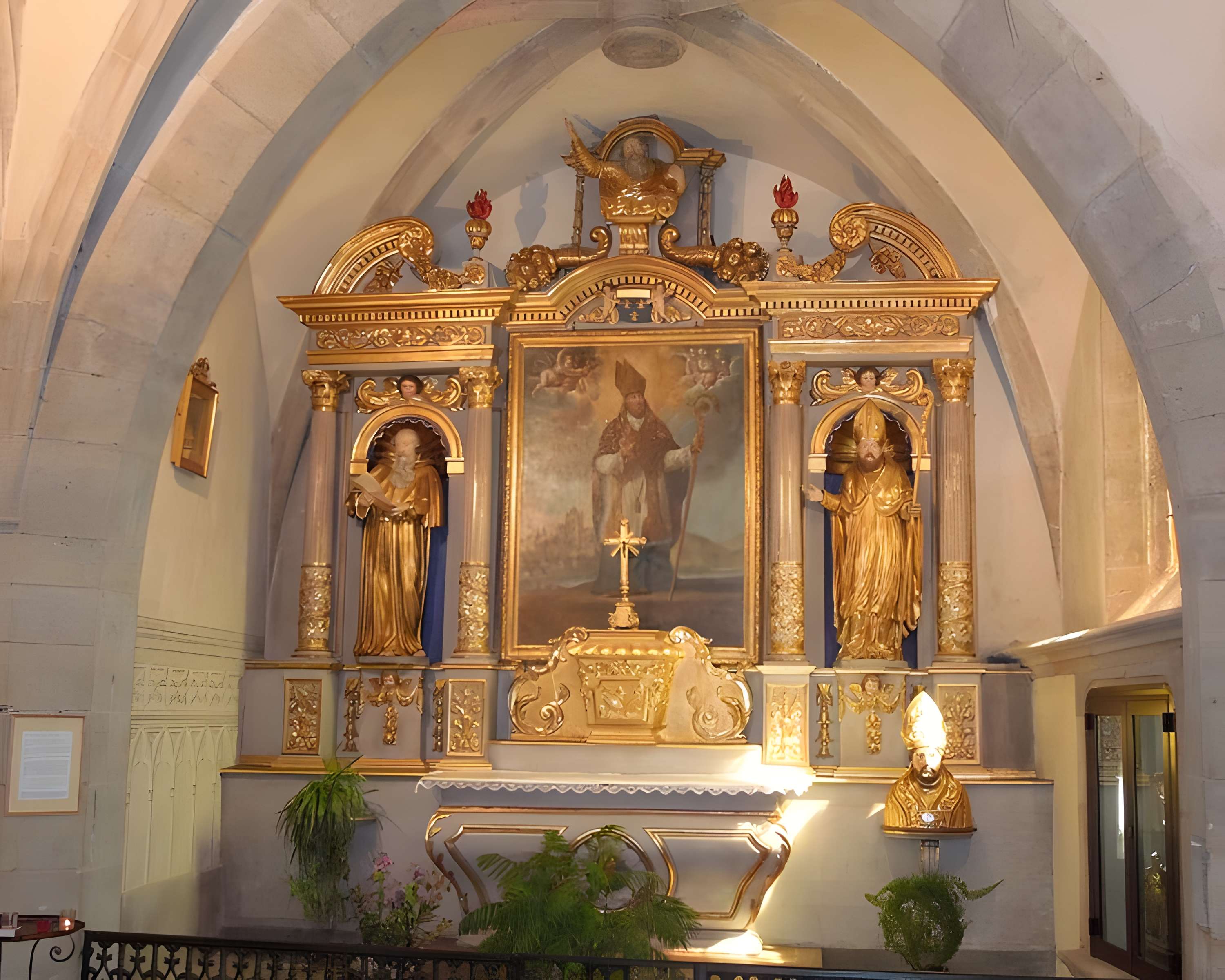 Église Saint-Fleuret d'Estaing