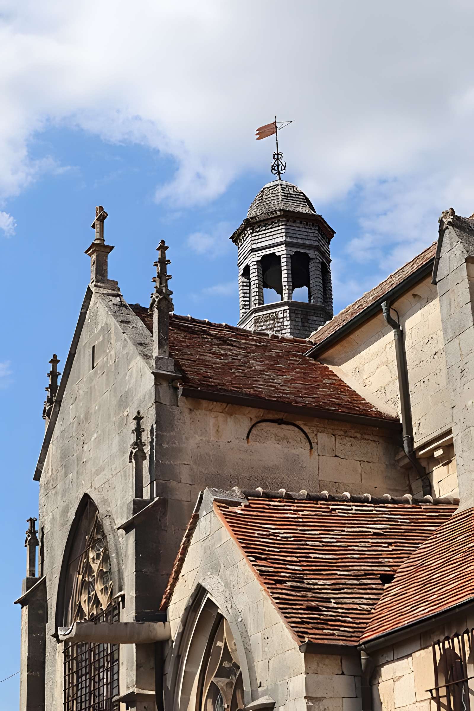 Église Saint-Genest de Flavigny-sur-Ozerain