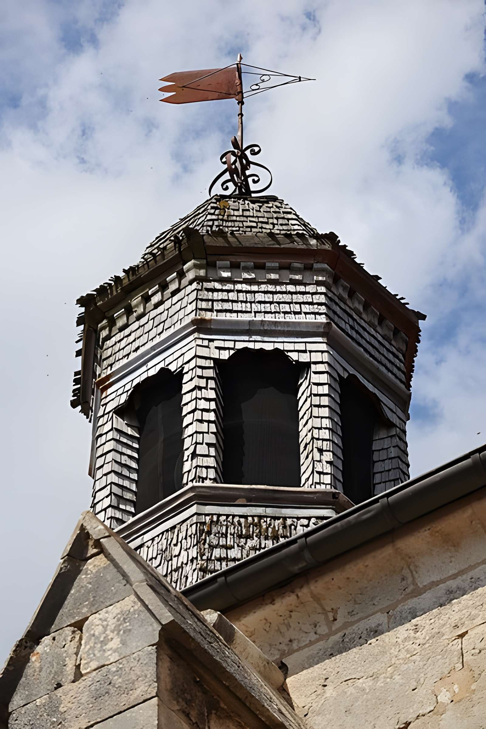 Église Saint-Genest de Flavigny-sur-Ozerain