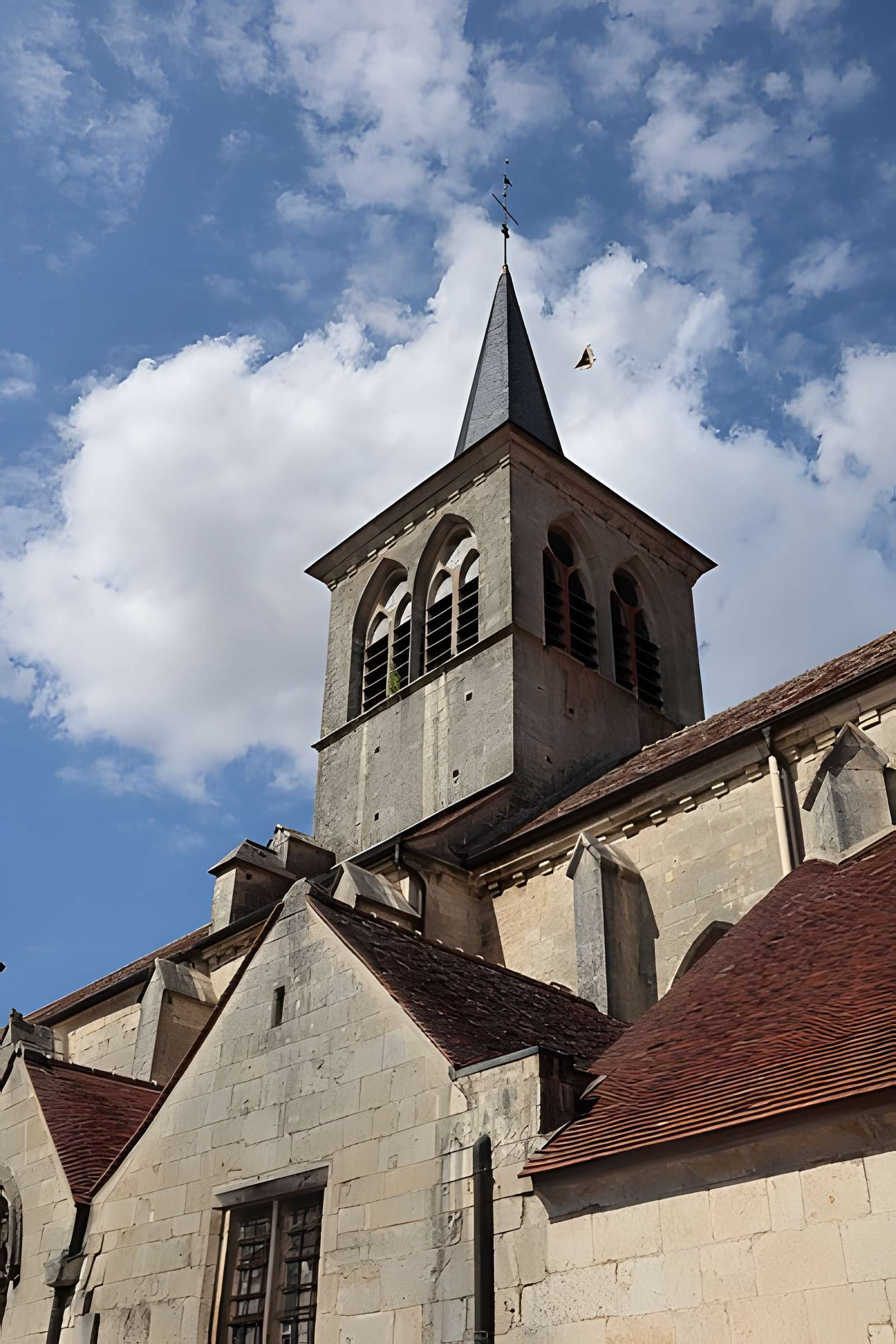 Église Saint-Genest de Flavigny-sur-Ozerain