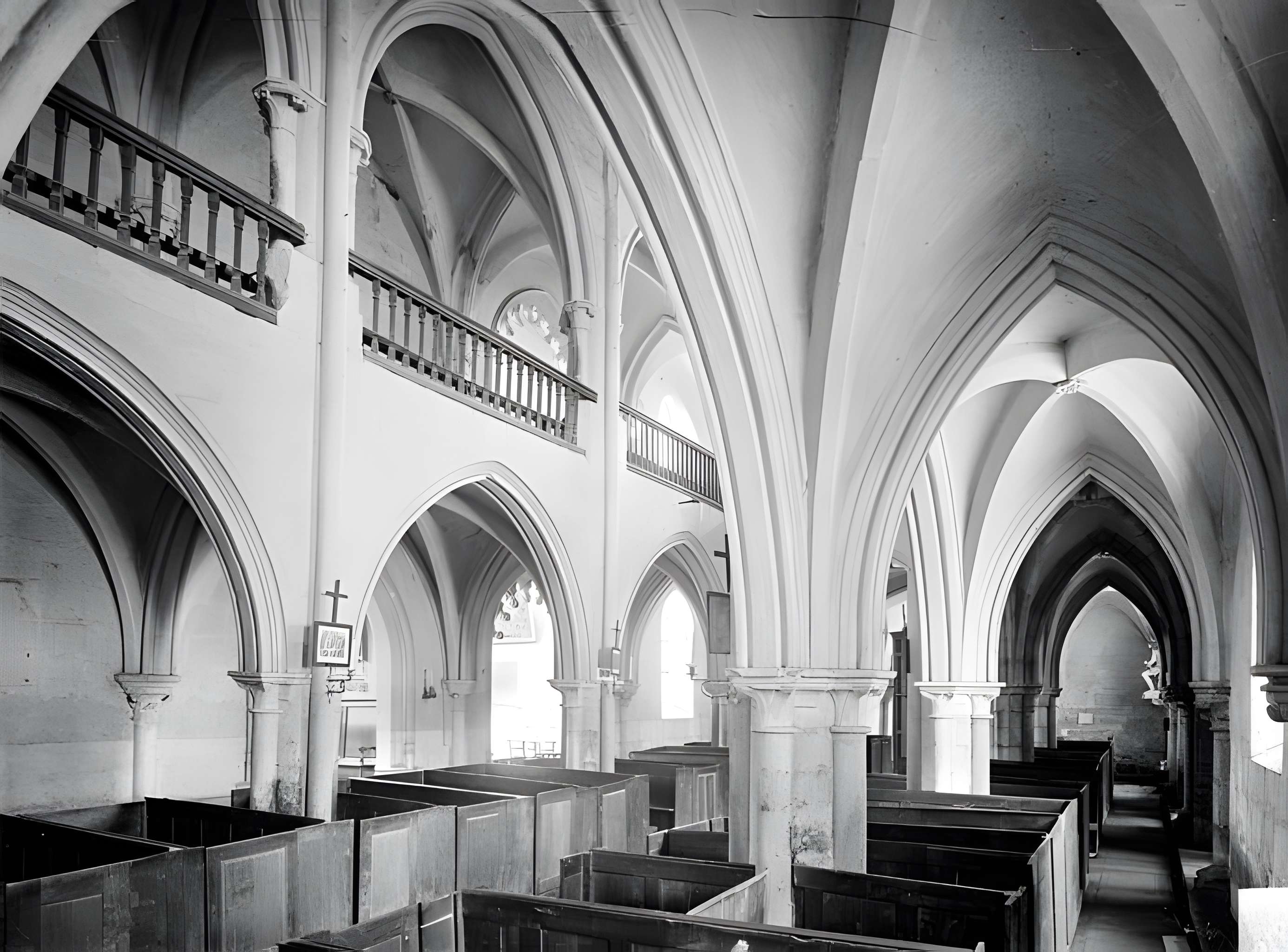 Église Saint-Genest de Flavigny-sur-Ozerain
