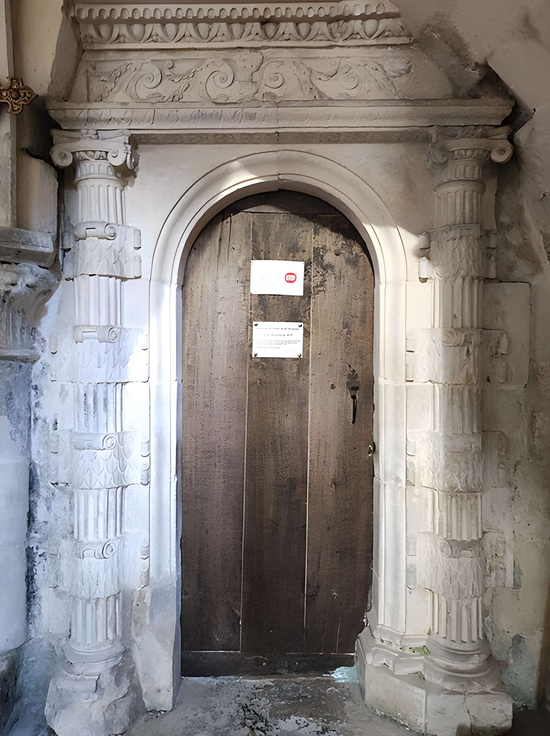 Église Saint-Genest de Flavigny-sur-Ozerain