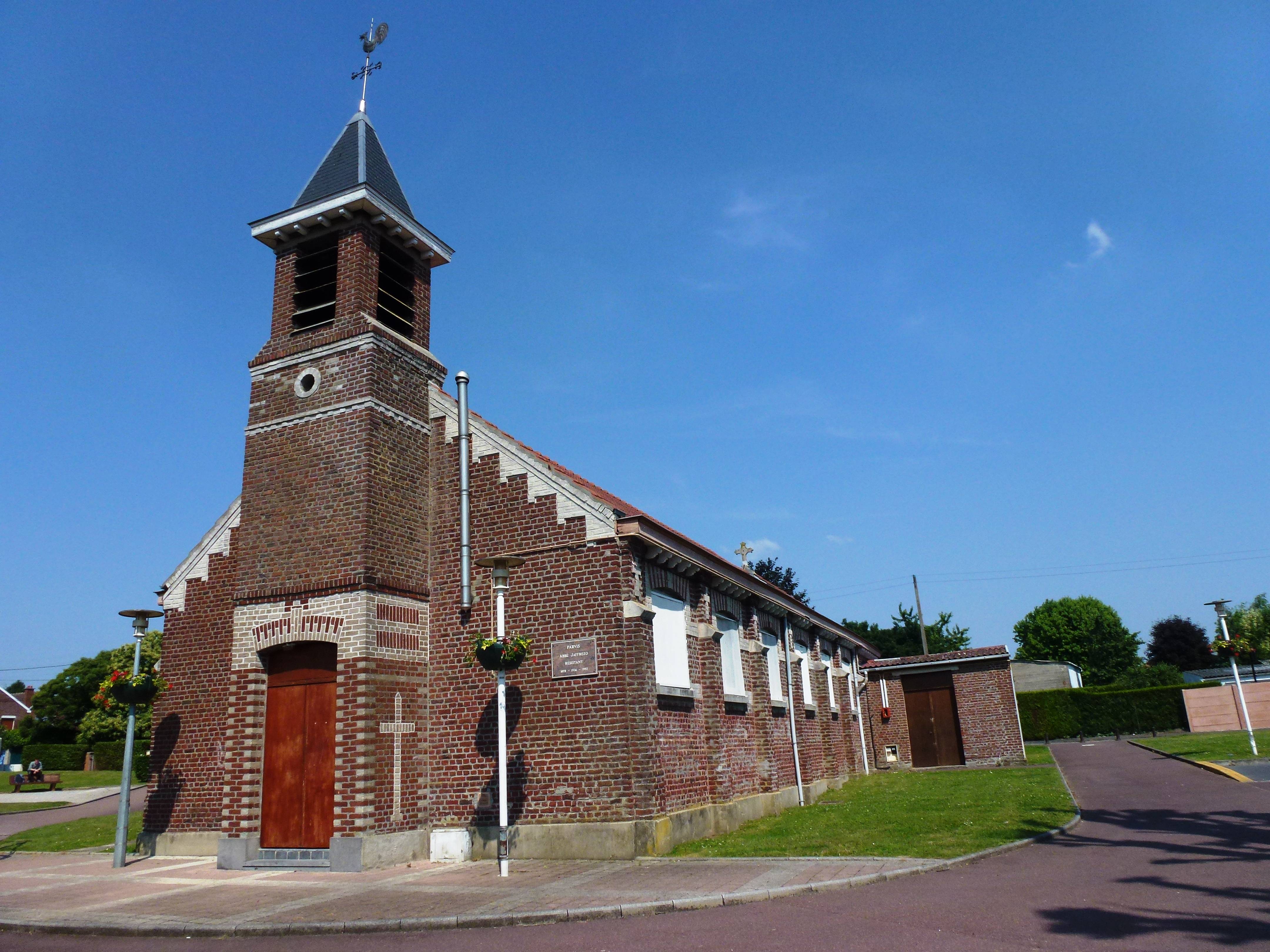 Photo de Notre-Dame-de-Lourdes kerk van Wavrechain-sous-Denain