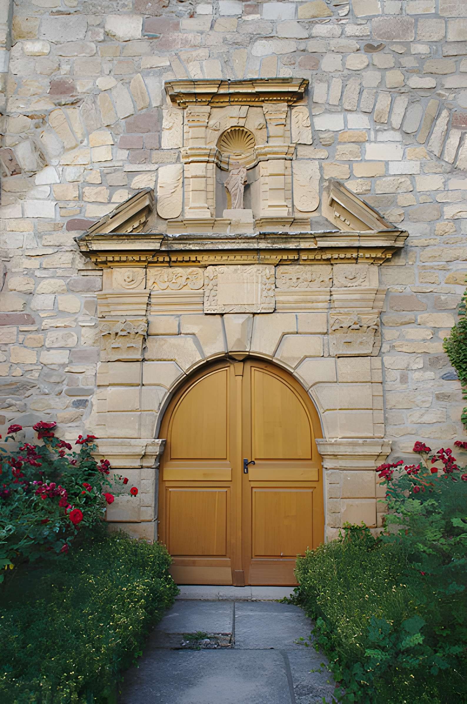 Église Saint-Geniez de Saint-Geniez-d'Olt