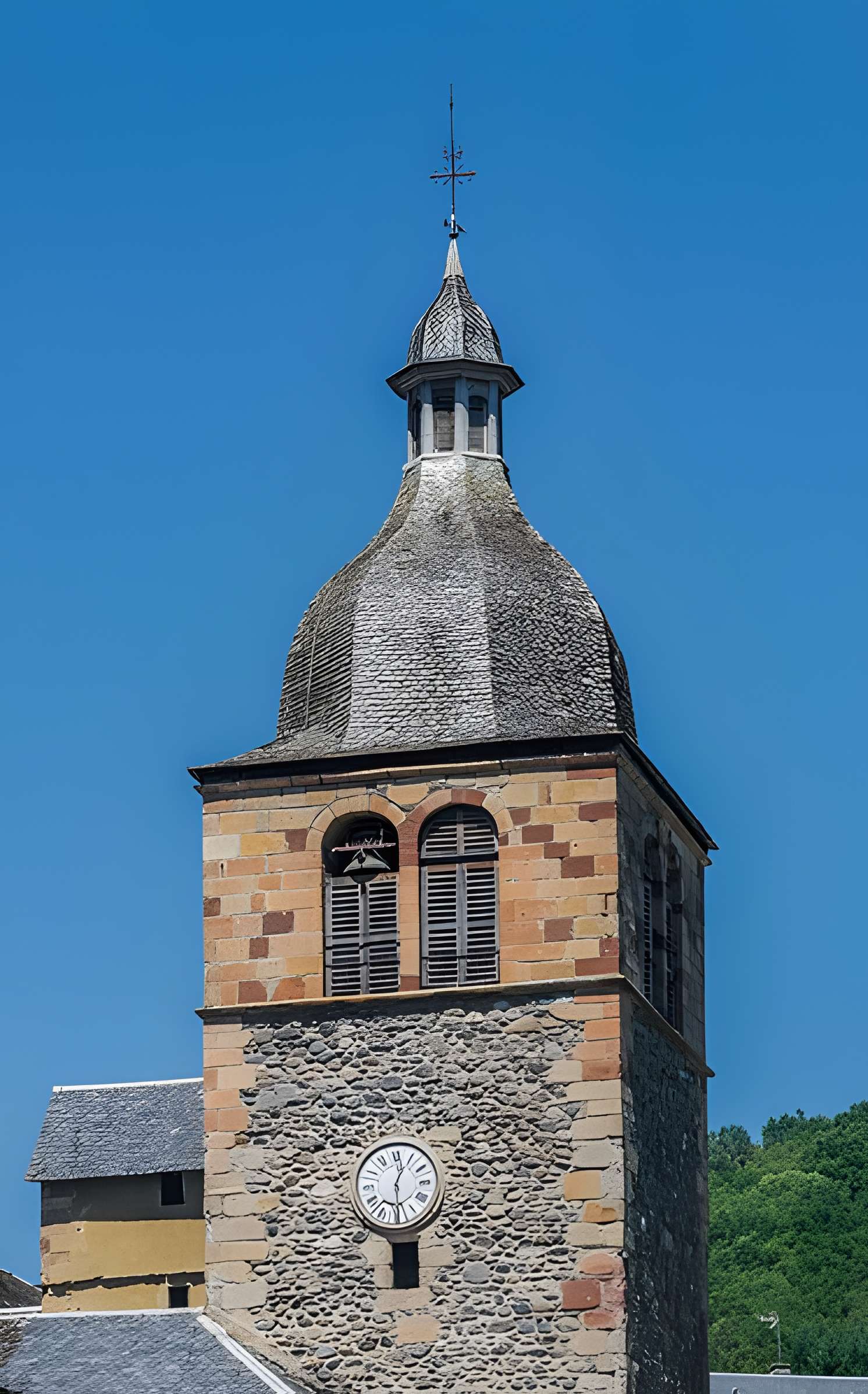 Église Saint-Geniez de Saint-Geniez-d'Olt