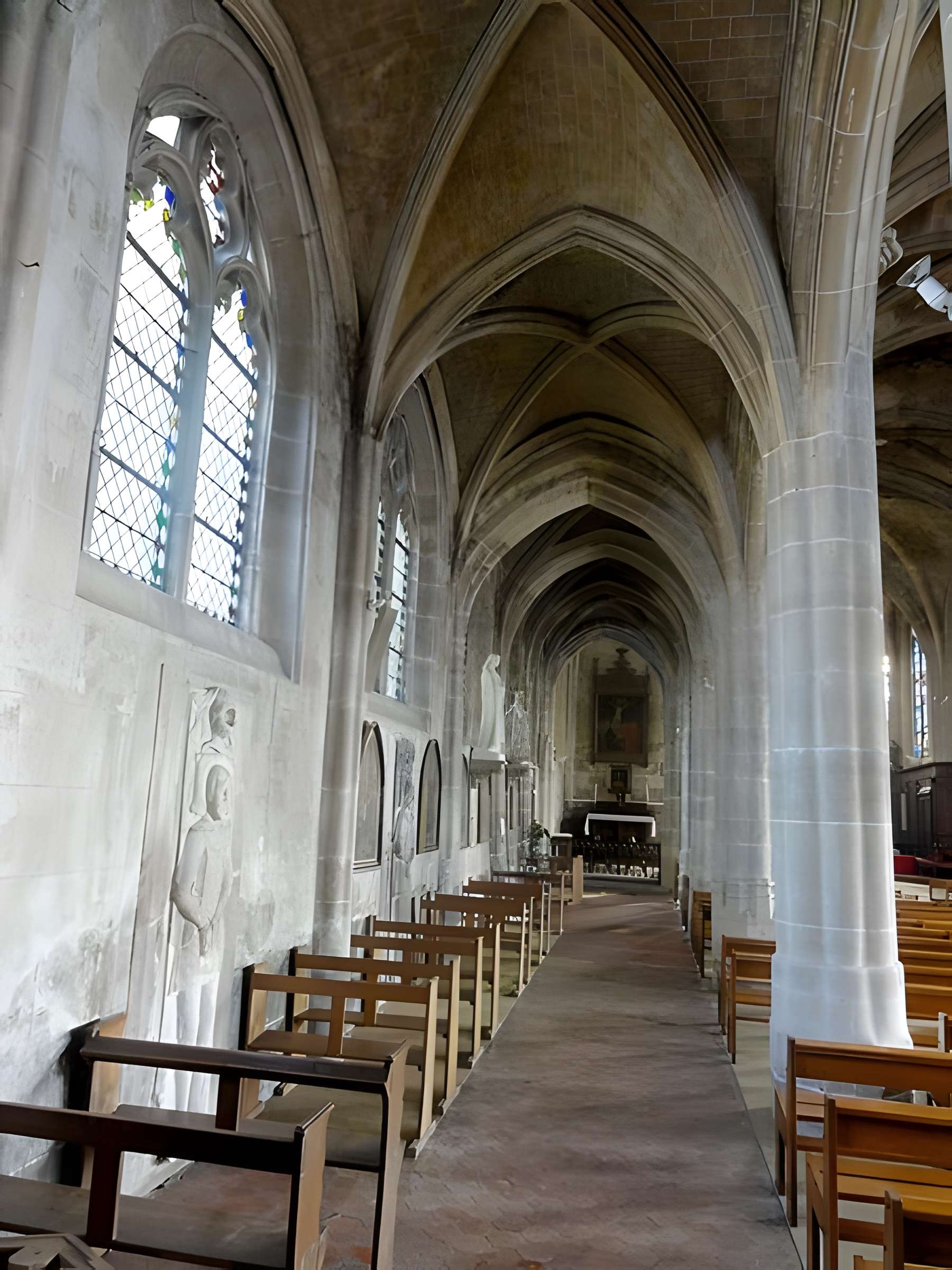 Église Saint-Georges de Chevrières