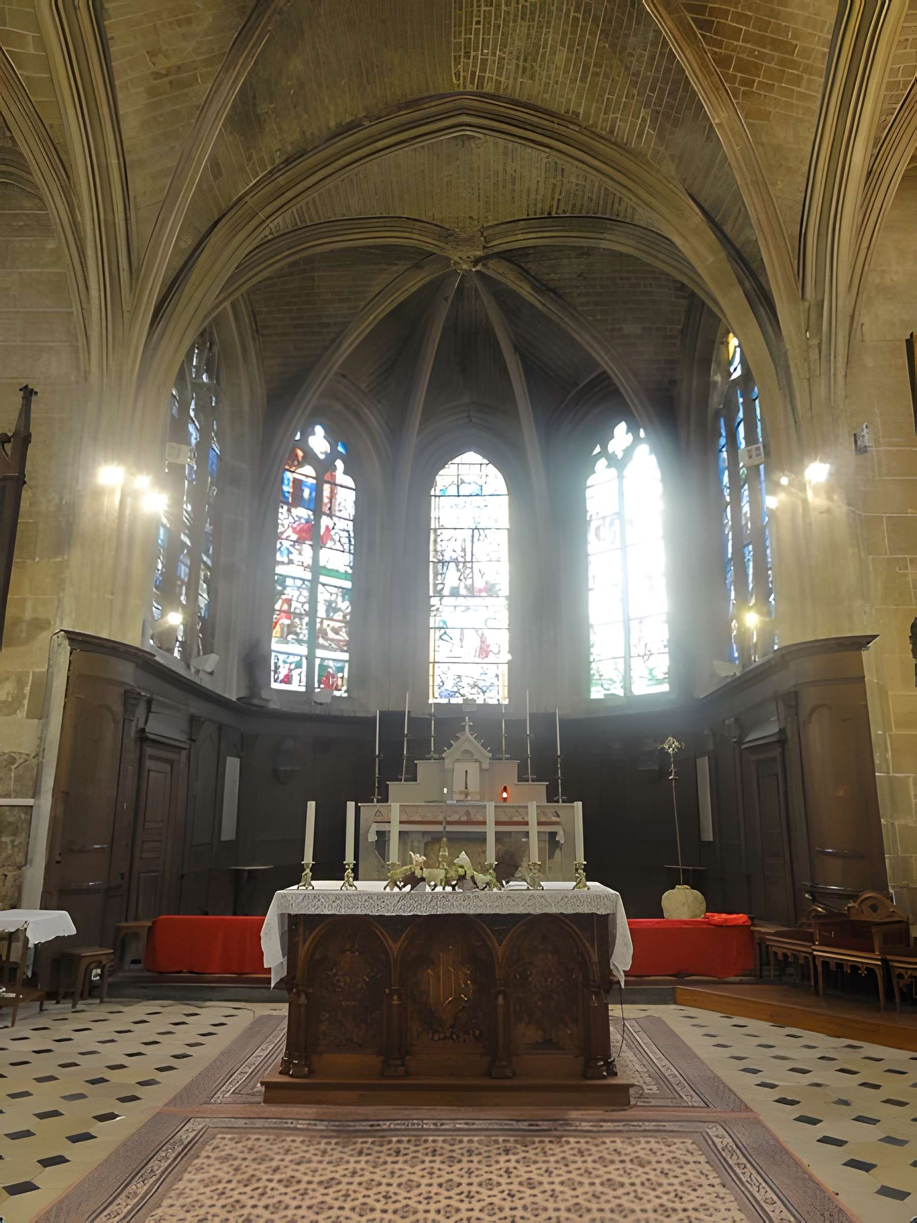 Église Saint-Georges de Chevrières