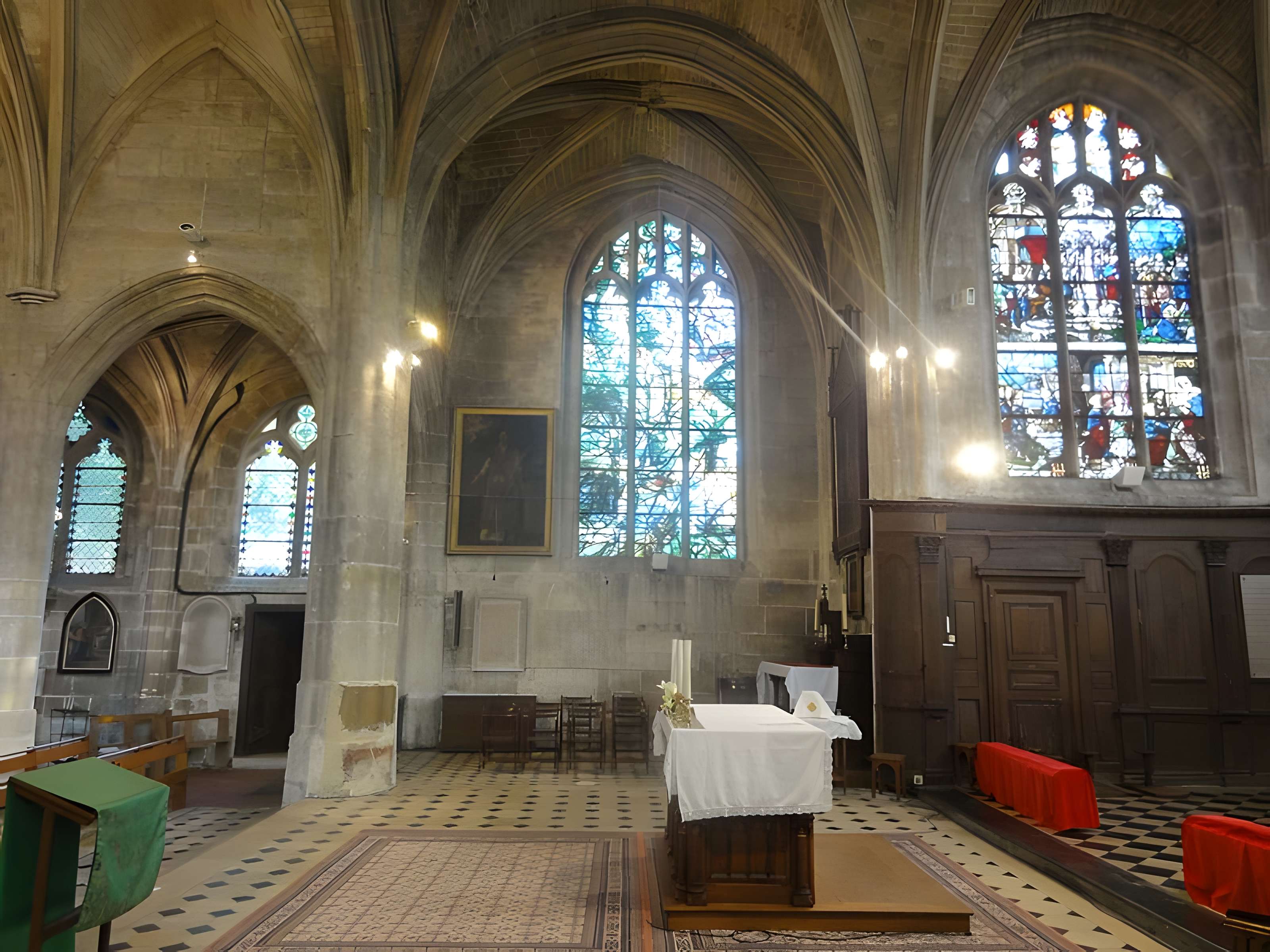 Église Saint-Georges de Chevrières