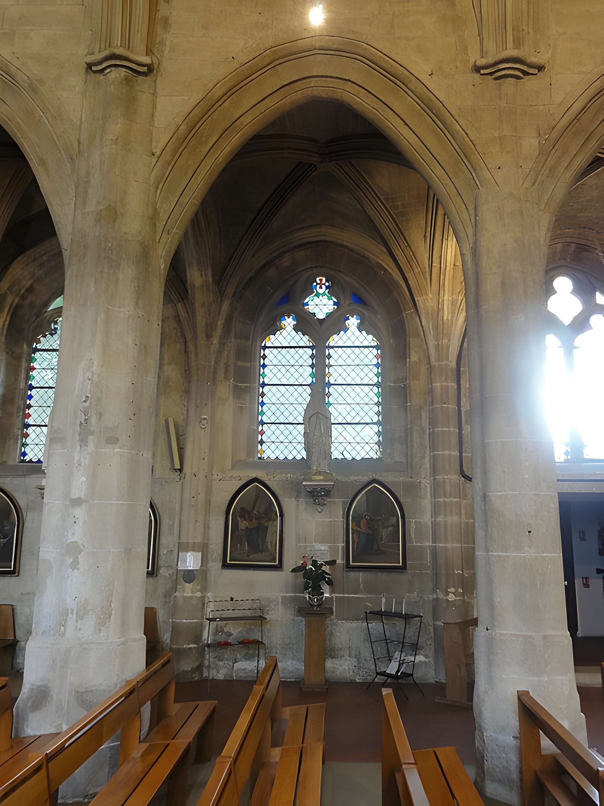 Église Saint-Georges de Chevrières