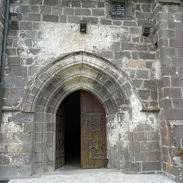 Église Saint-Georges de Compains