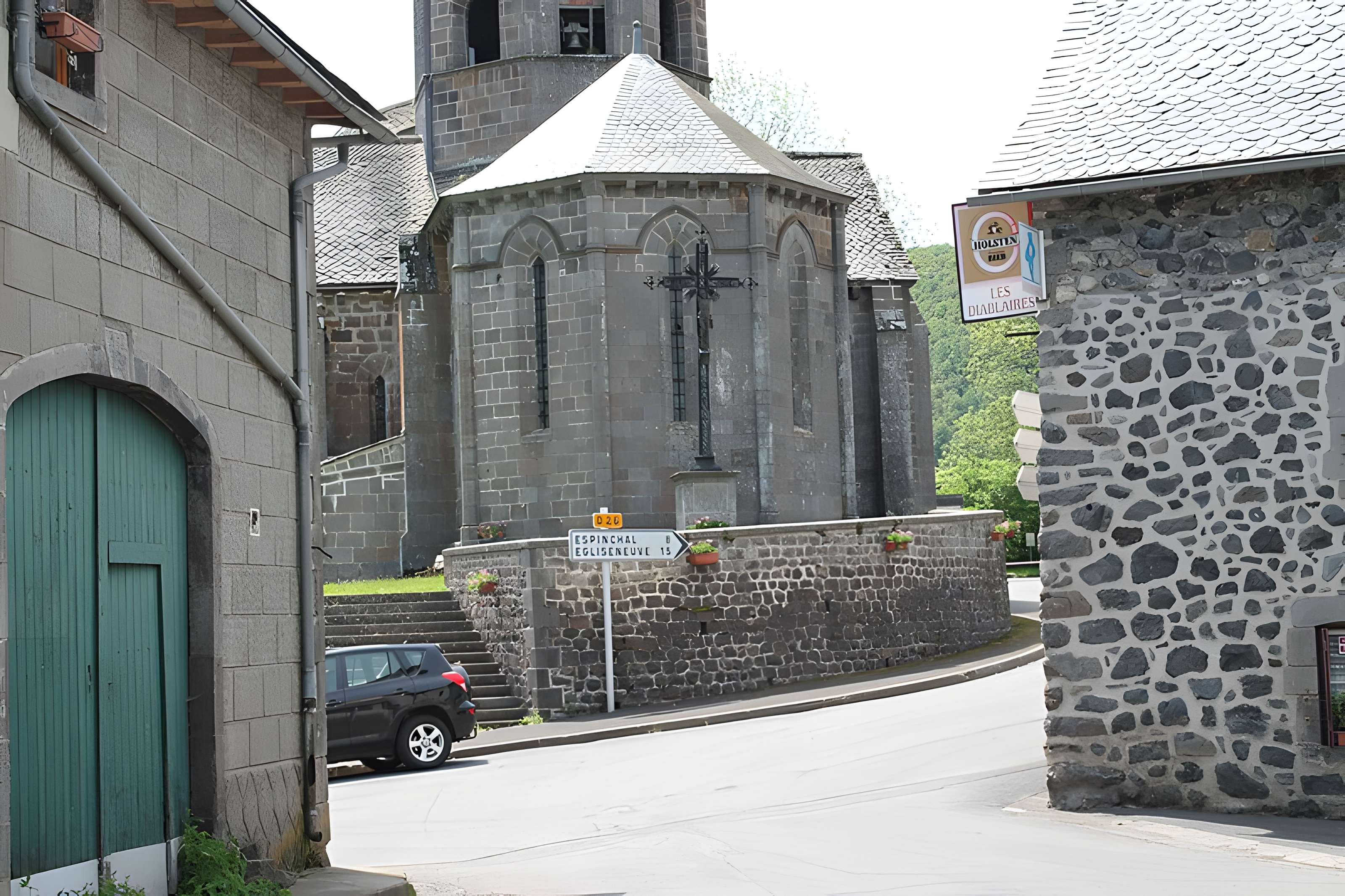 Église Saint-Georges de Compains