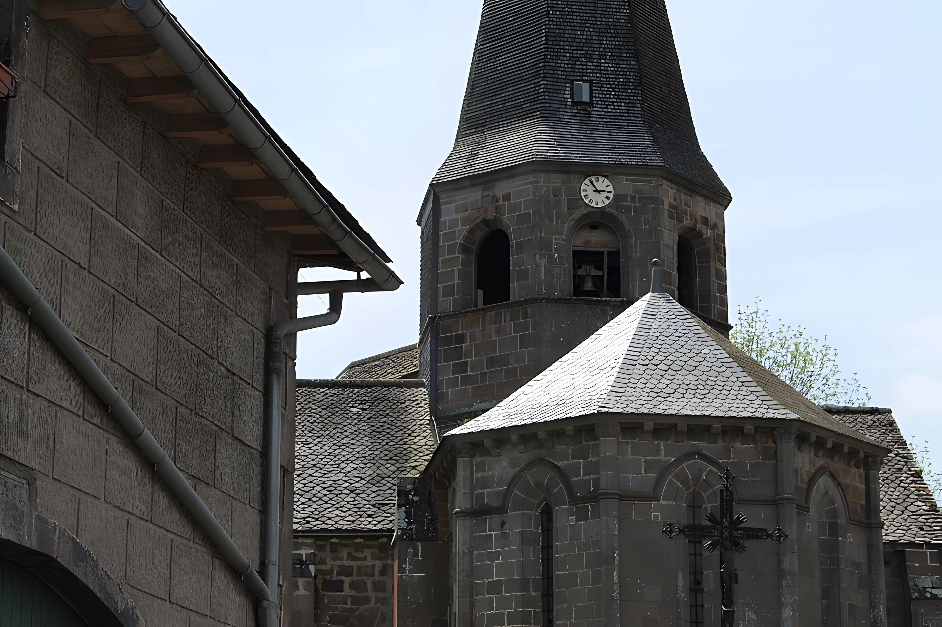 Église Saint-Georges de Compains