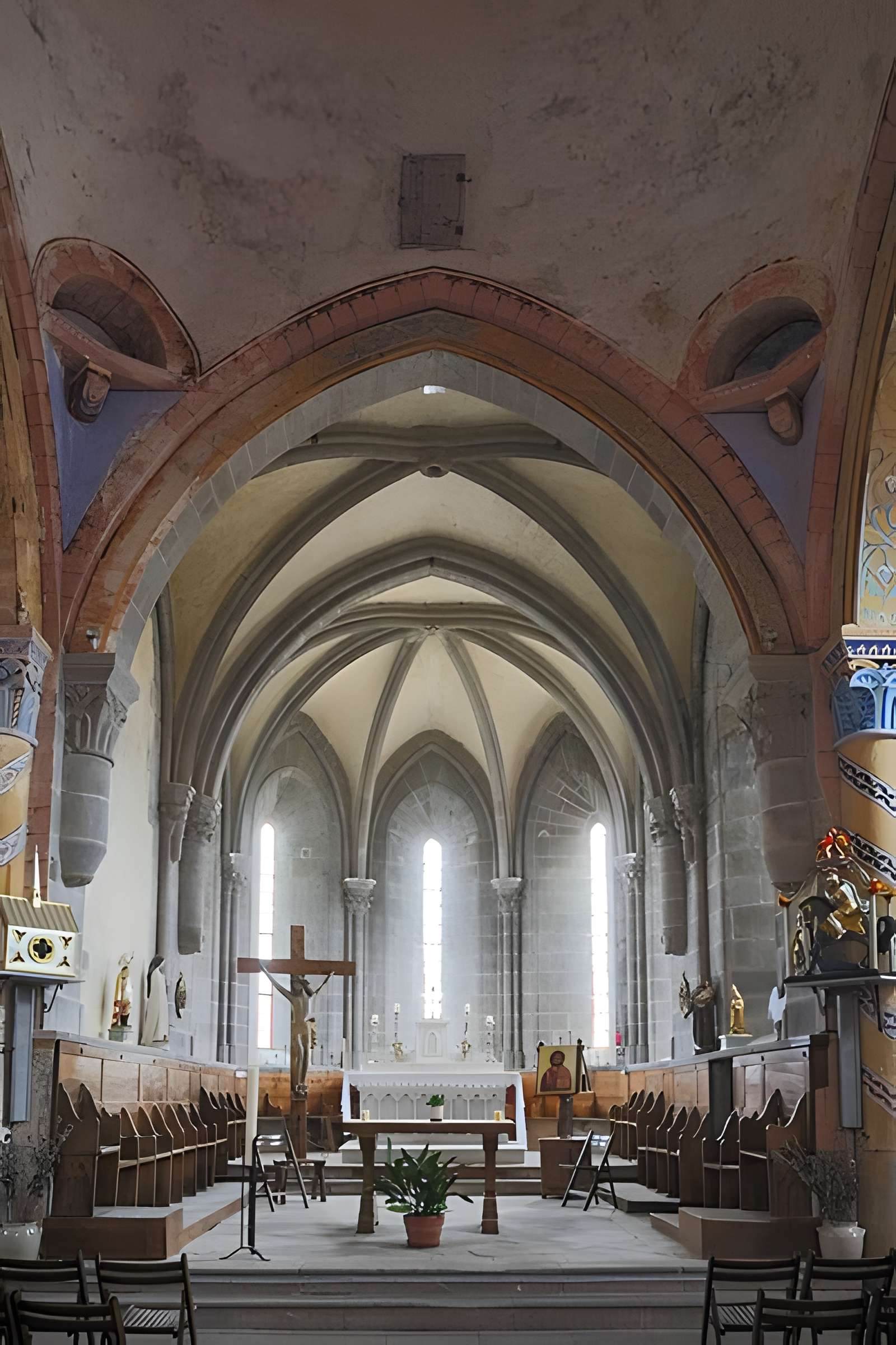 Église Saint-Georges de Compains