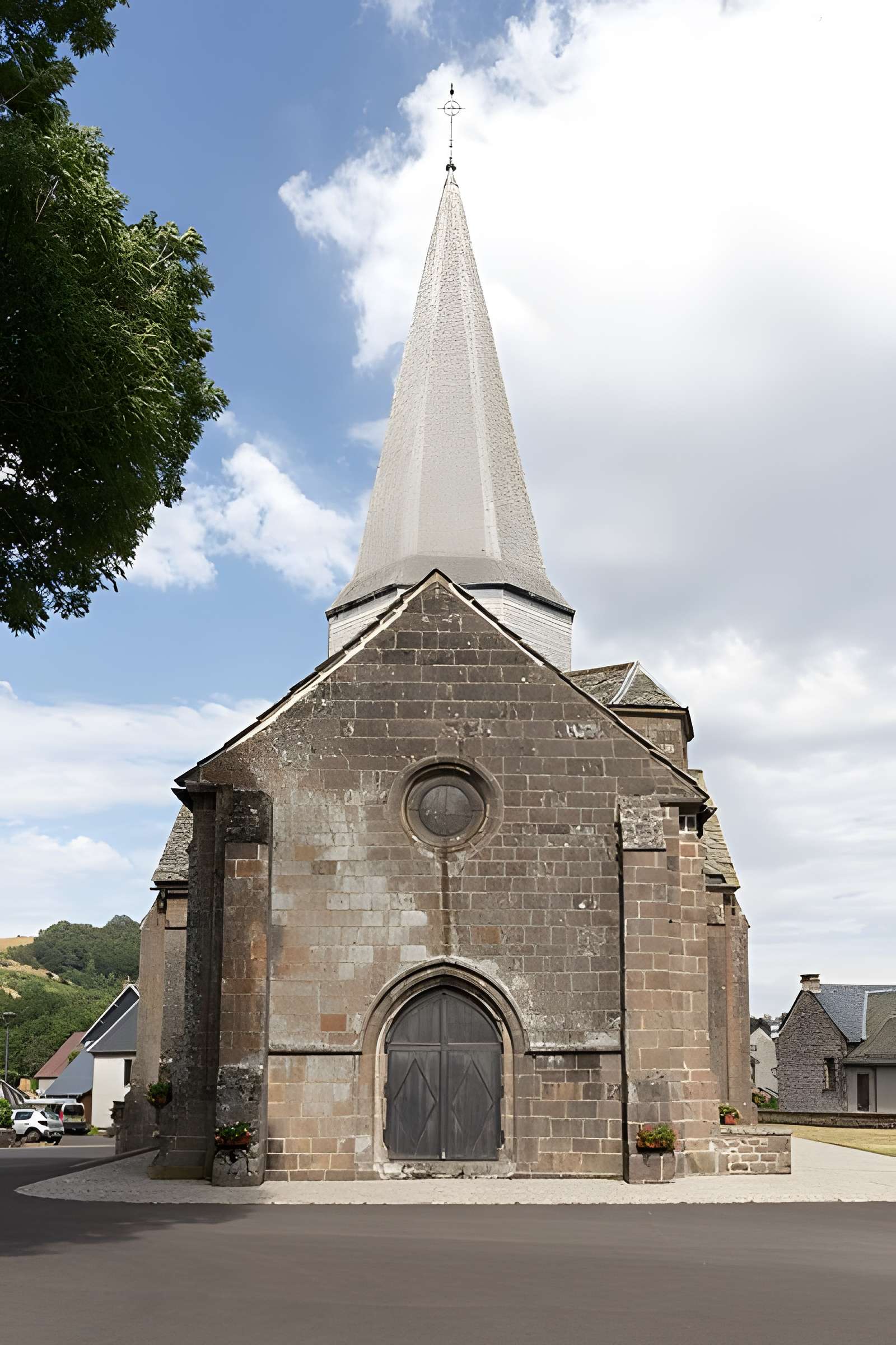 Église Saint-Georges de Compains