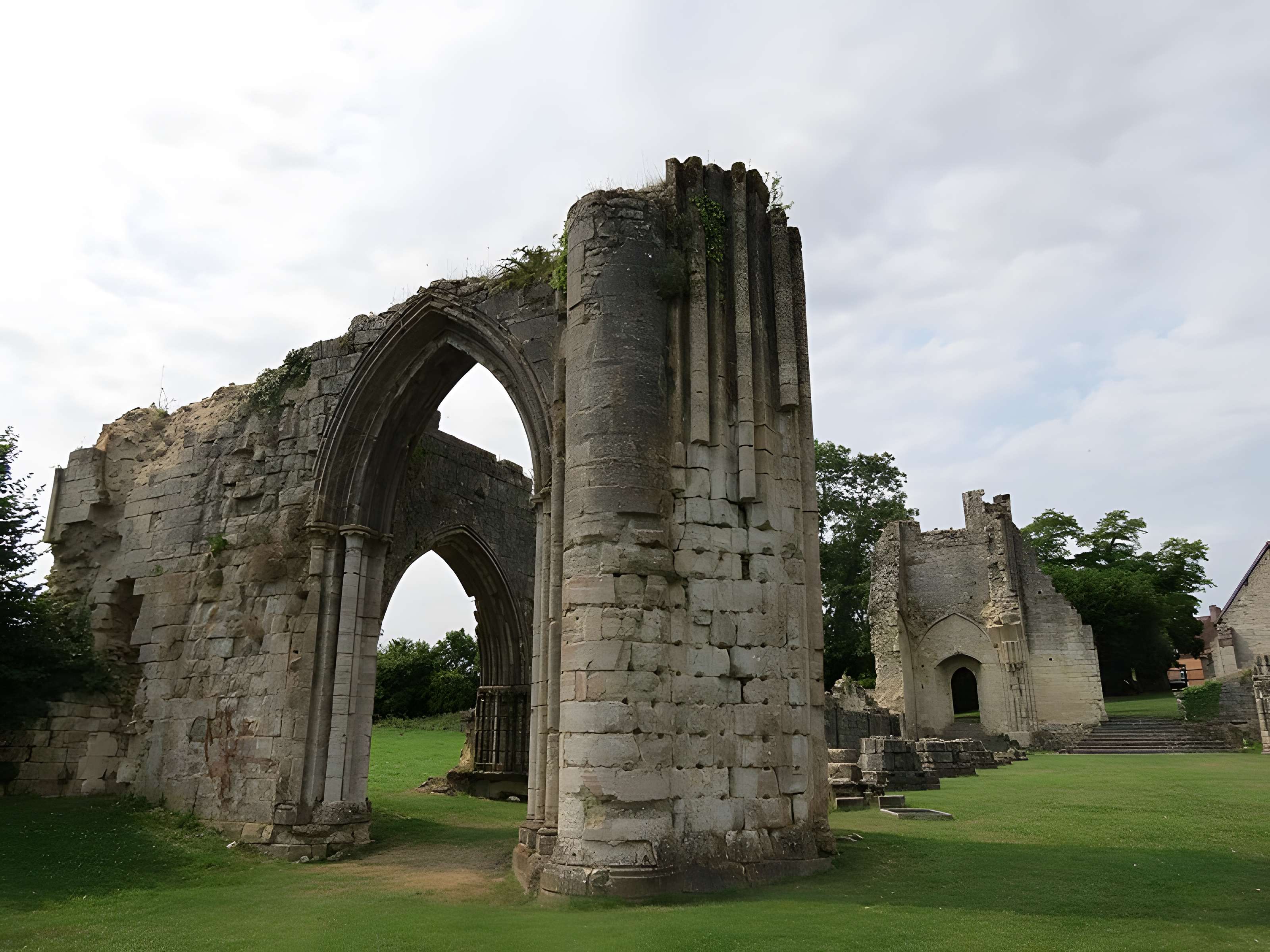 Abbaye de Saint-Évroult