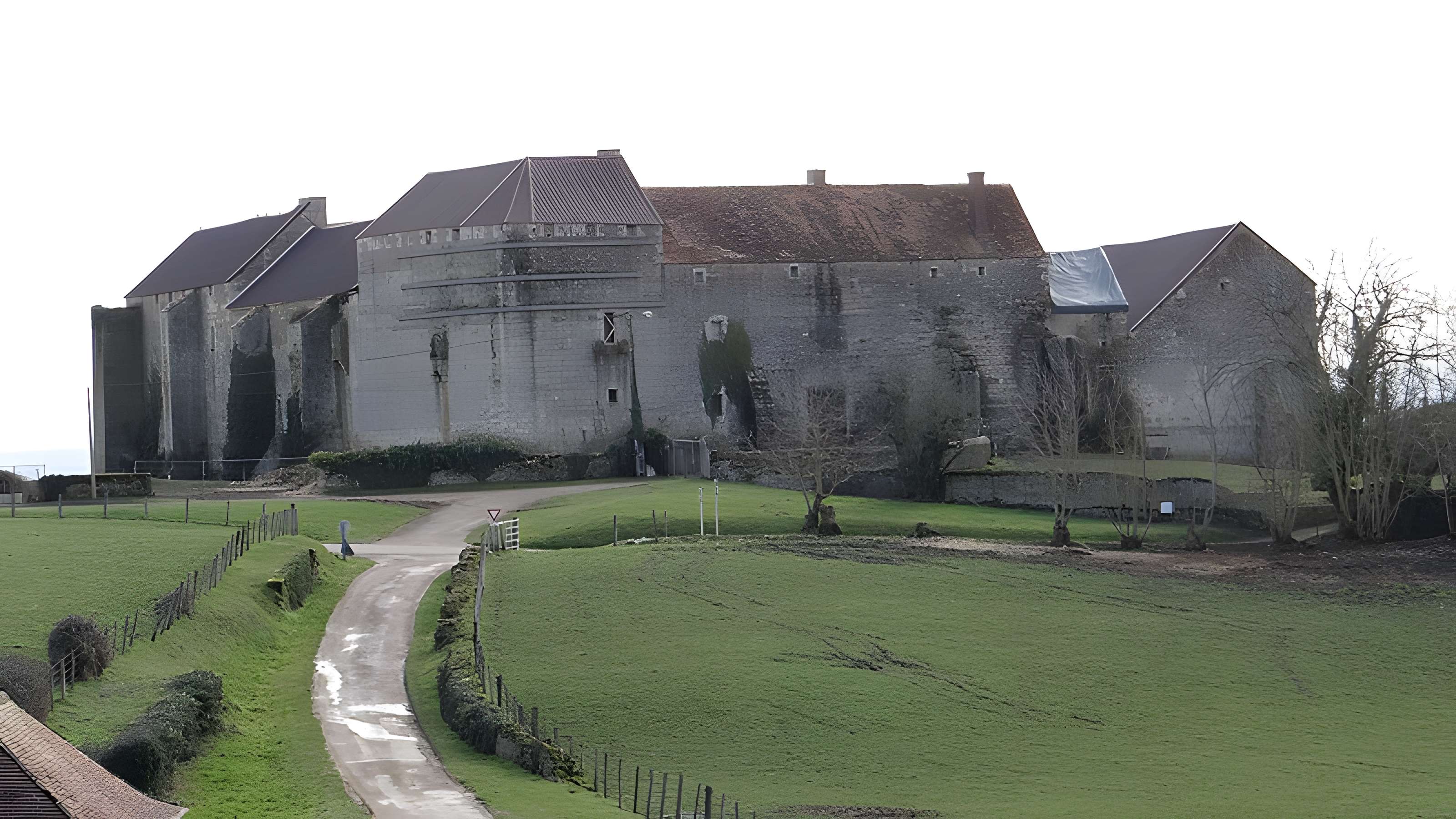 Château de Pisy