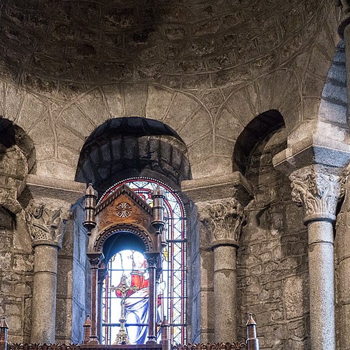 Photo de Église Saint-Georges de Riom-ès-Montagnes