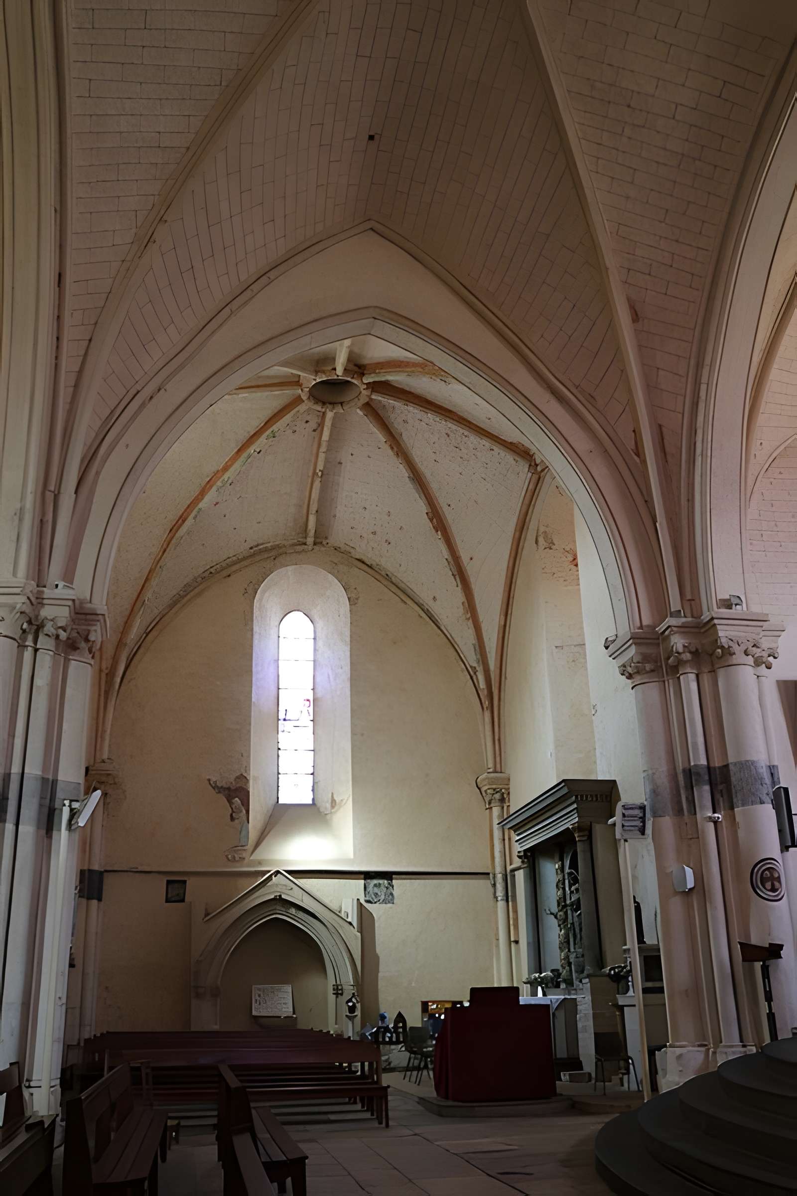 Église Saint-Georges de Vivonne