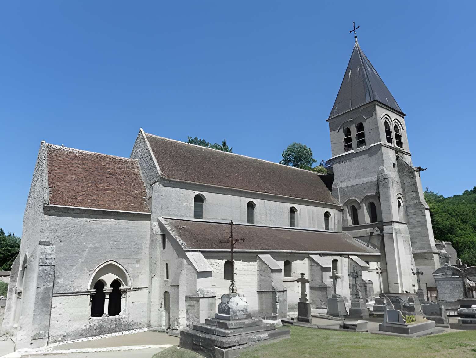 Église Saint-Georges-et-Saint-Quirin de Presles-et-Thierny 