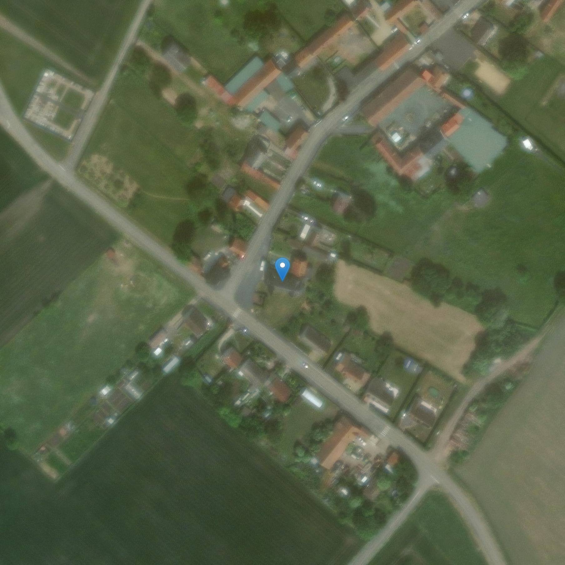 Photo de 弗雷斯尼耶尔圣母教堂