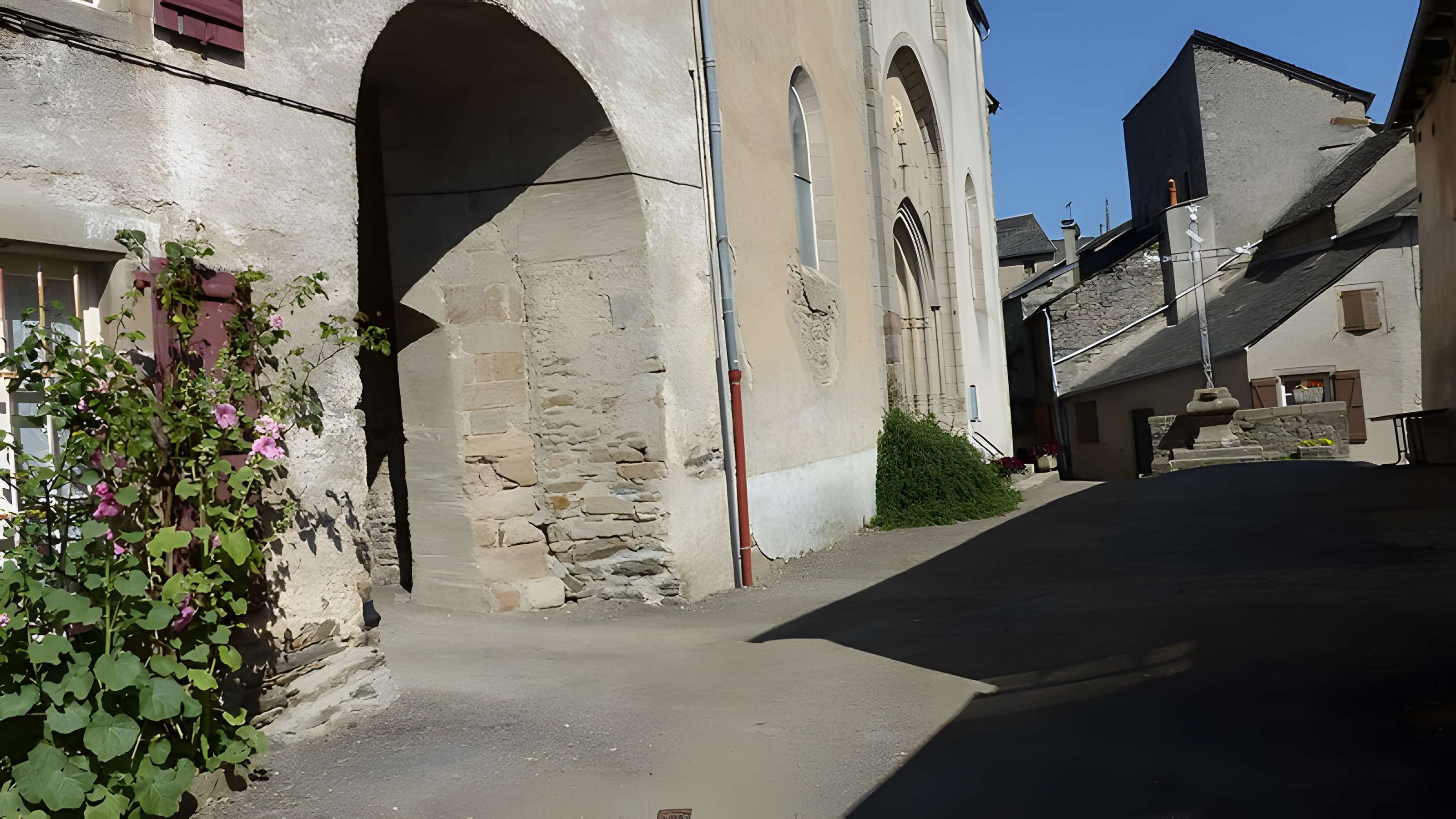 Église Saint-Géraud de Salles-Curan