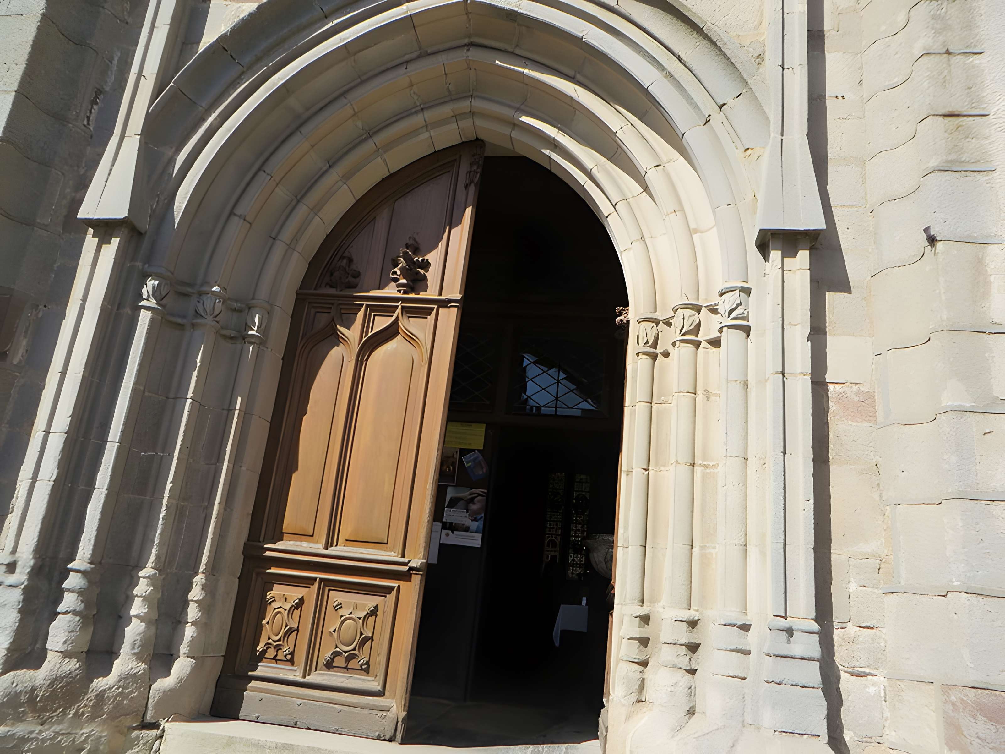 Église Saint-Géraud de Salles-Curan