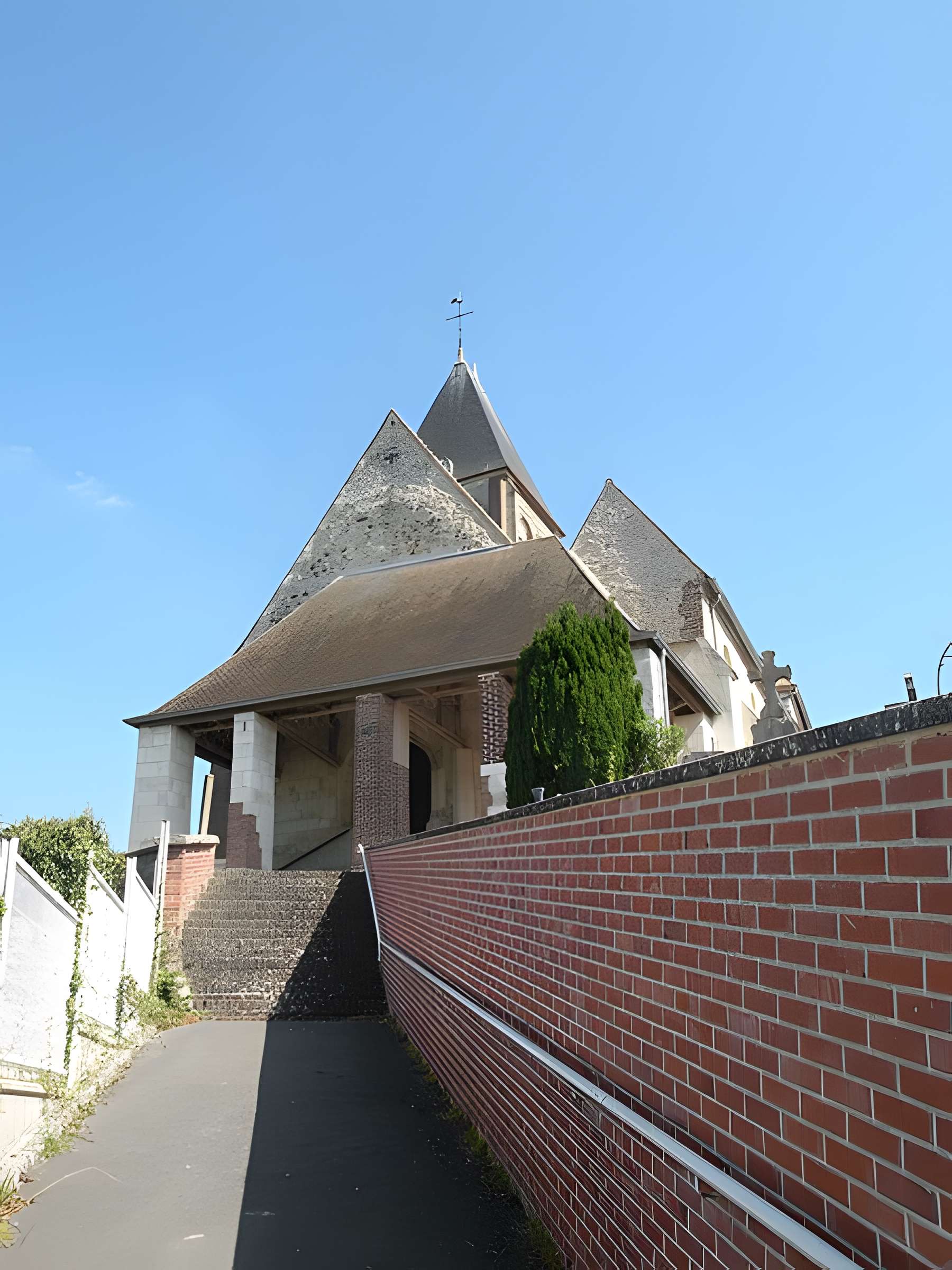 Église Saint-Germain de Berneuil-en-Bray