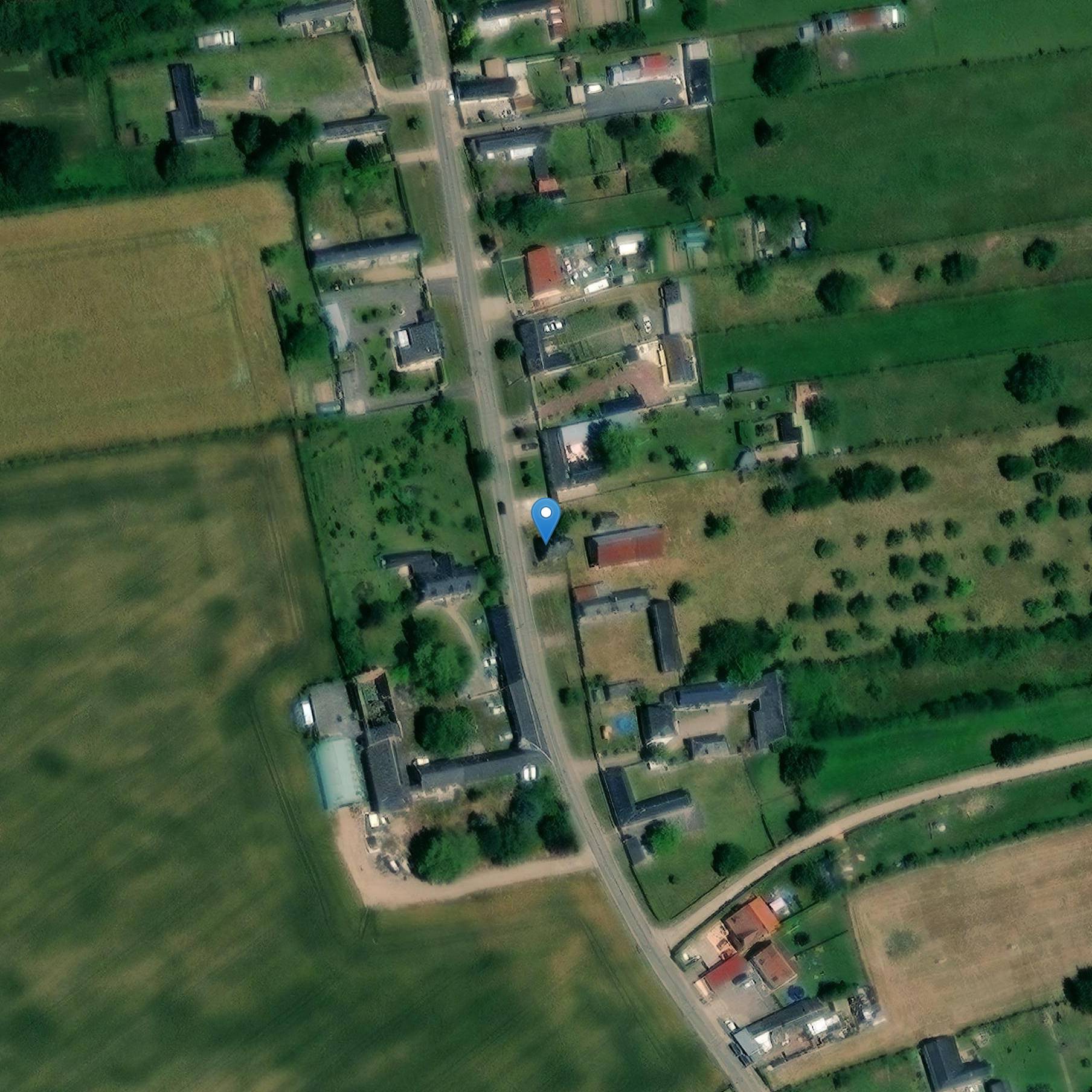 Photo de Saint-Nicolas de la Neuville-Moliensの教会