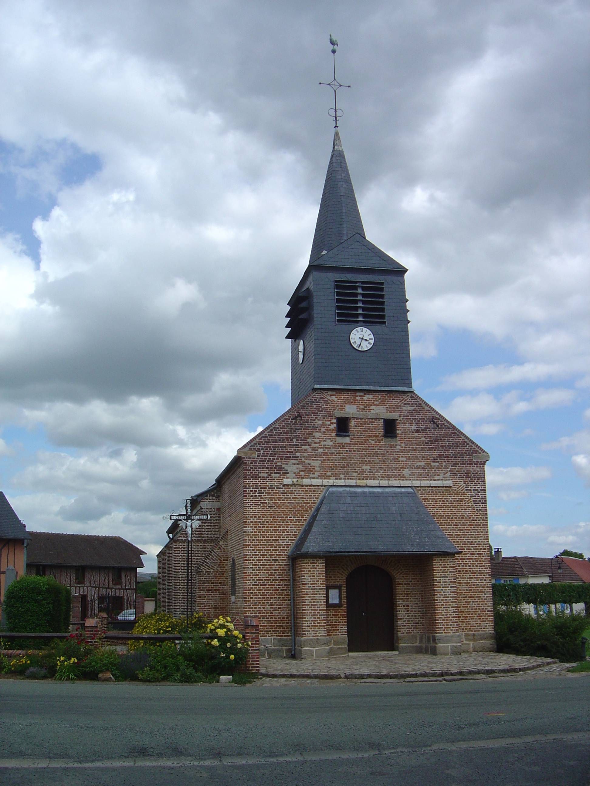 Photo de Église Saint-Adrien de Pisseleu