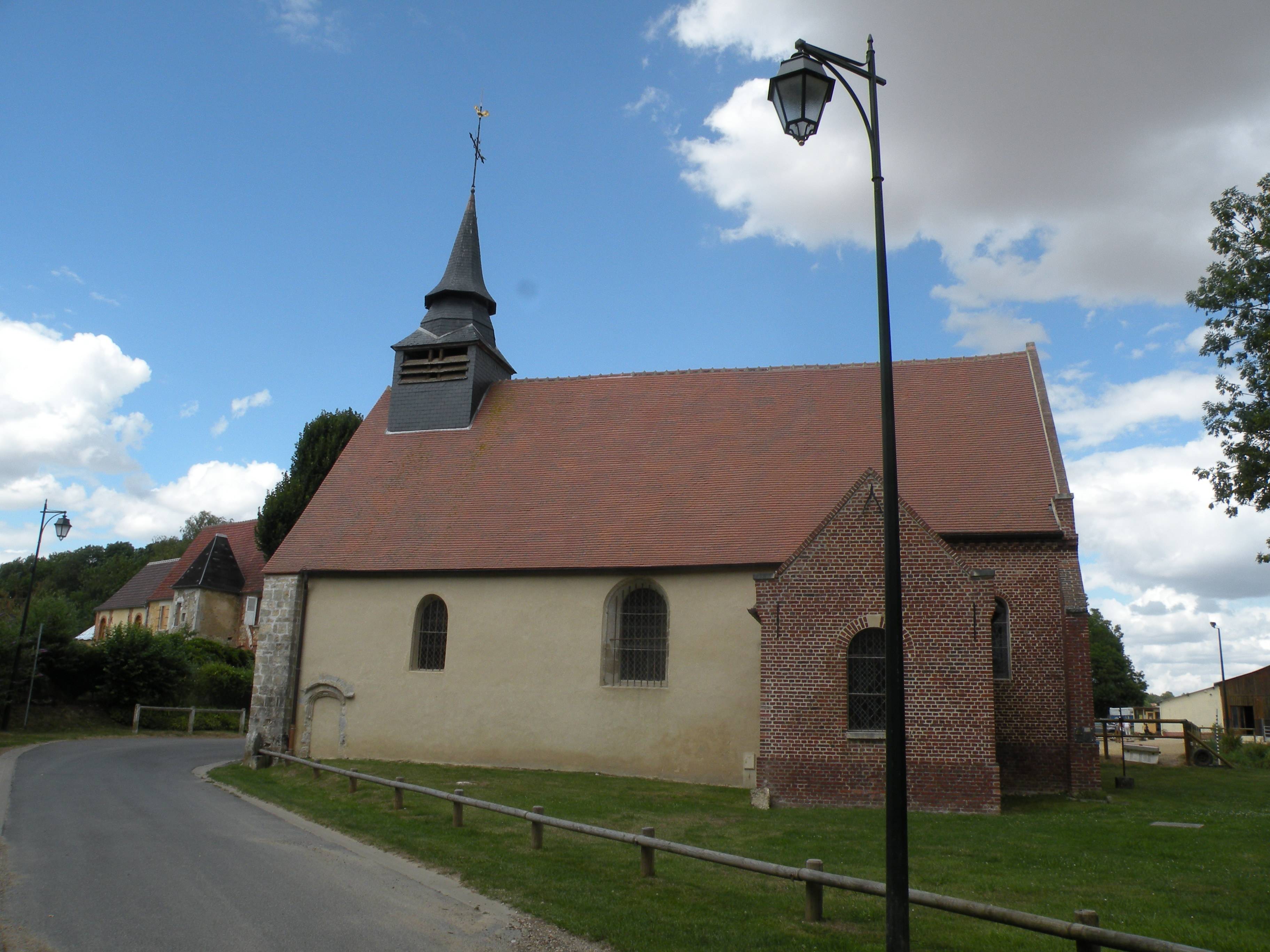 Photo de Saint Lucian Church of Pouilly