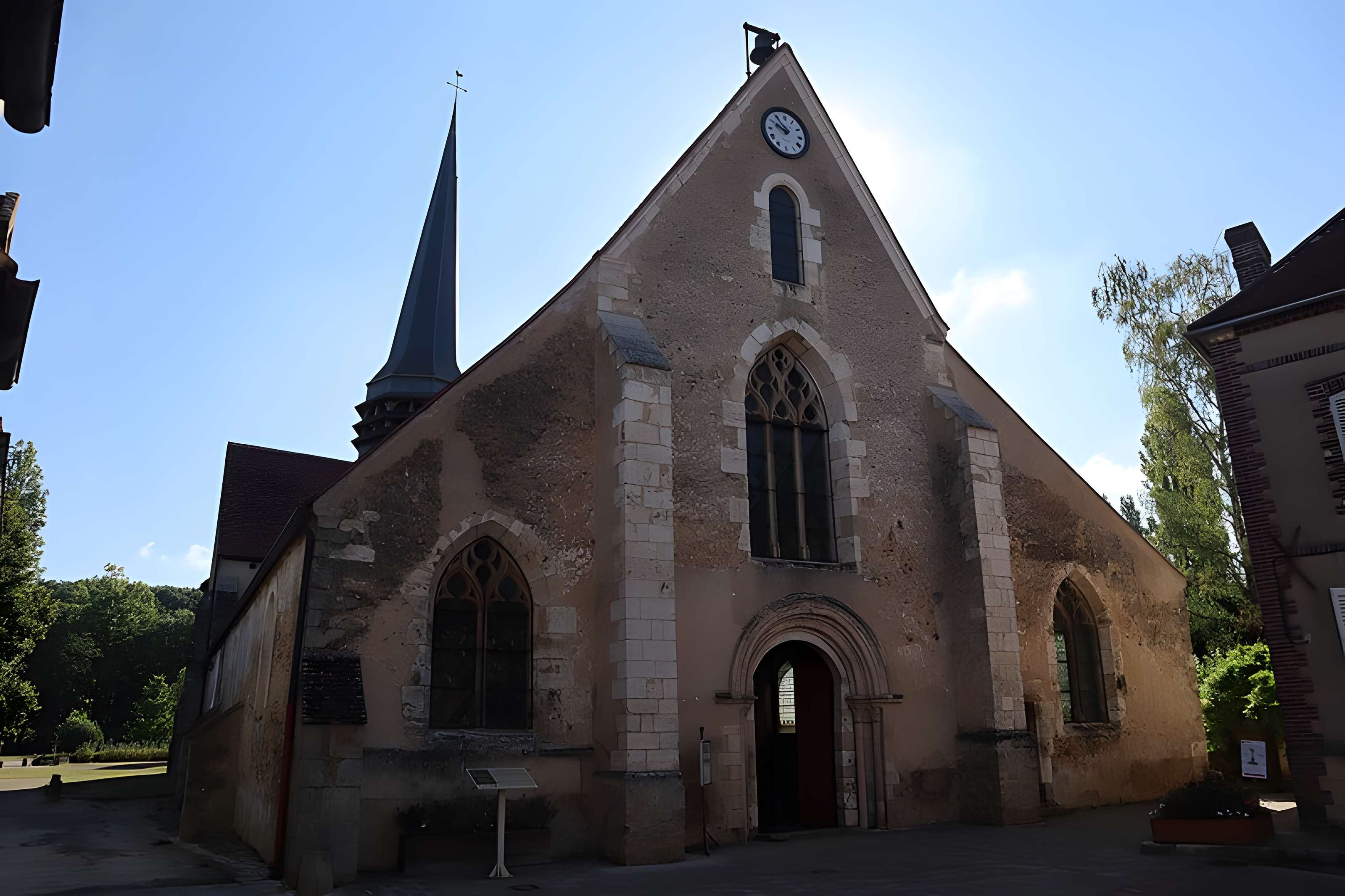 Église Saint-Germain de La Ferté-Loupière