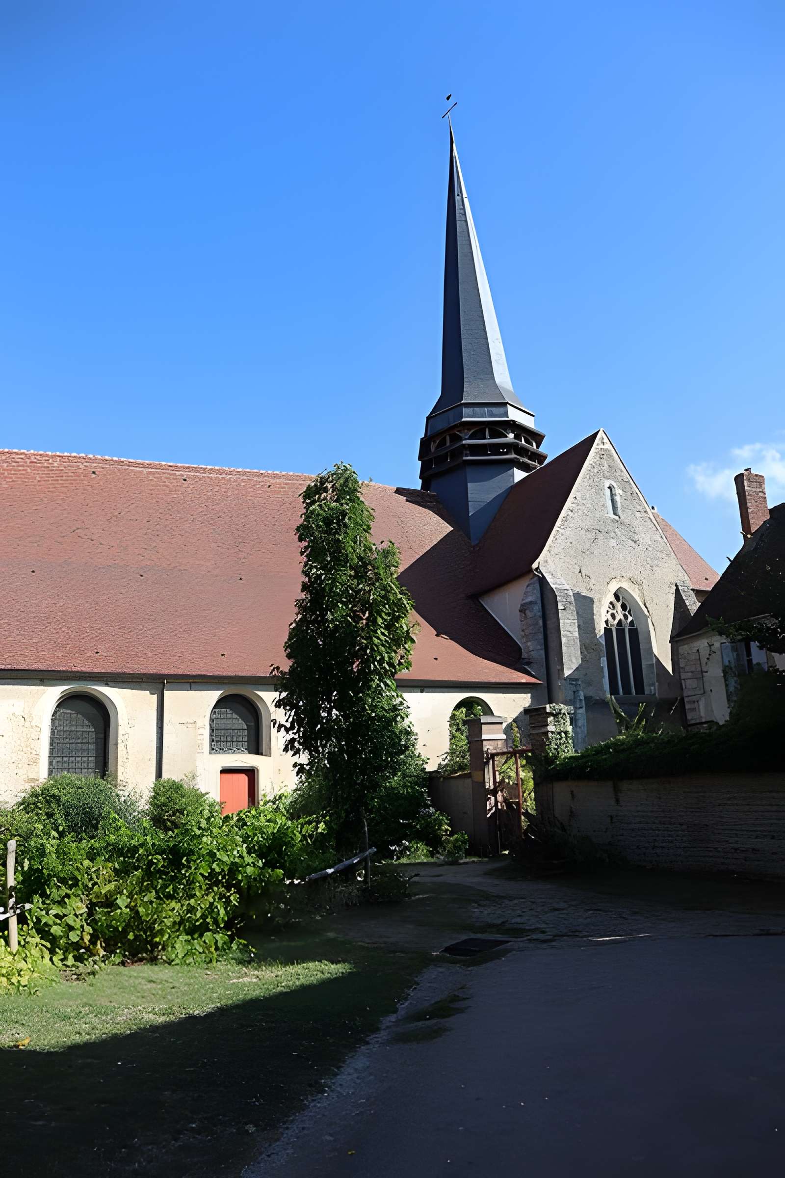 Église Saint-Germain de La Ferté-Loupière