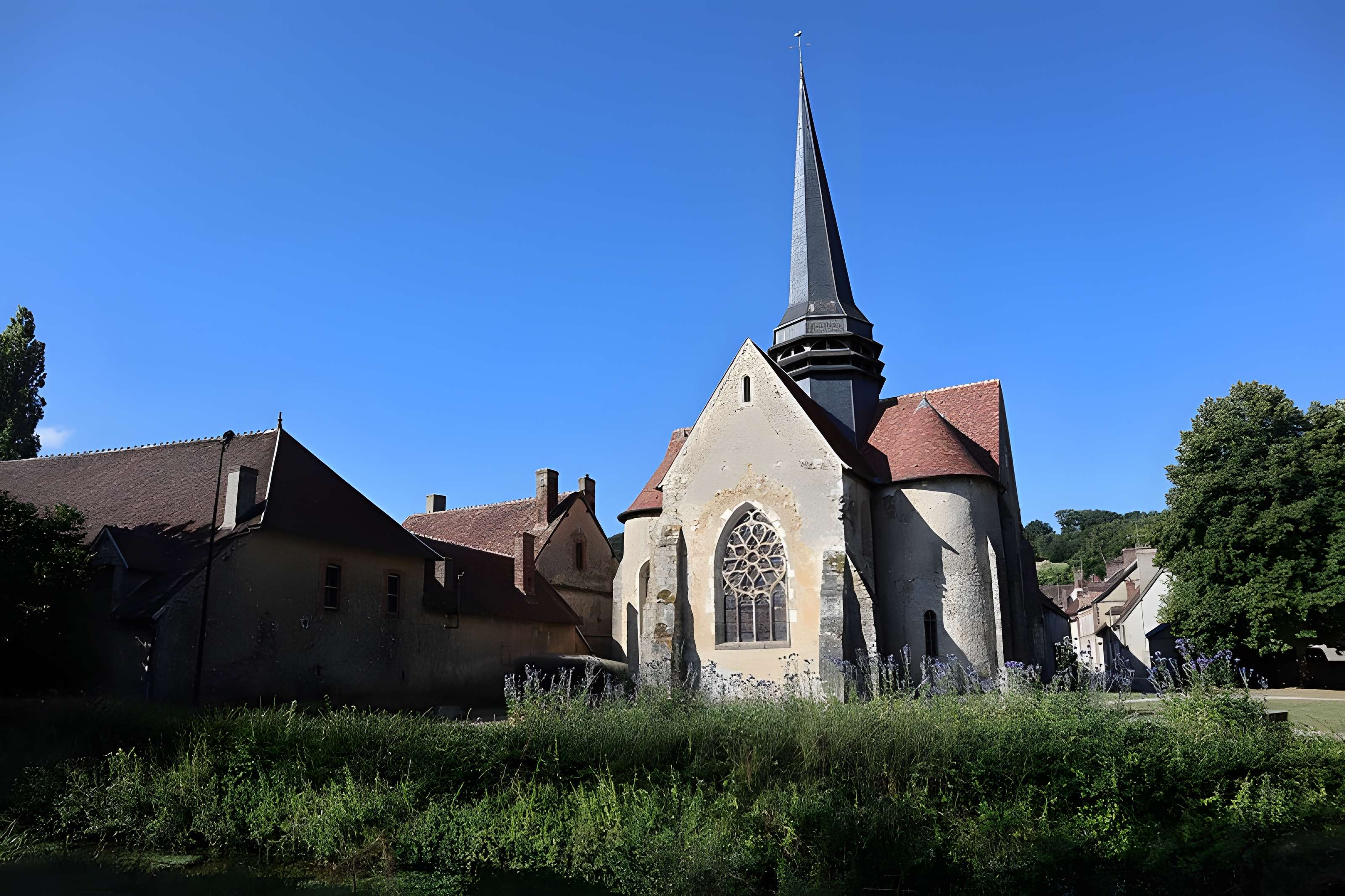 Église Saint-Germain de La Ferté-Loupière