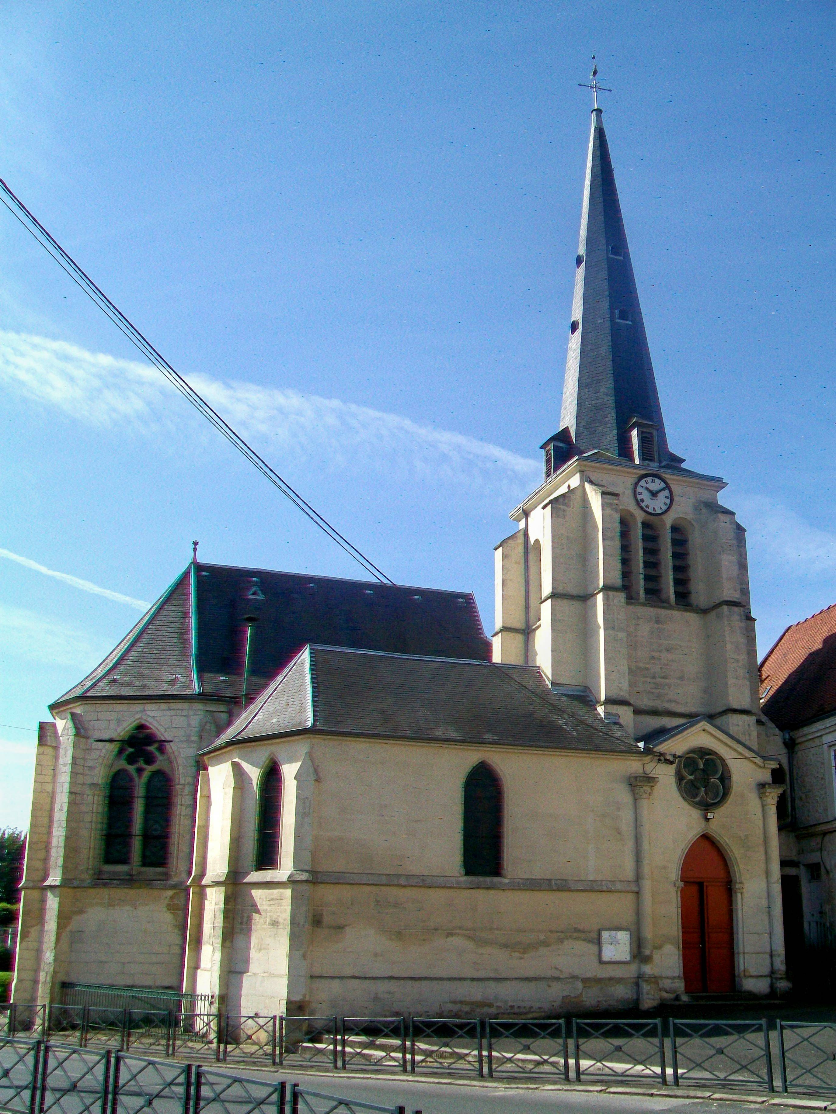 Photo de 朗蒂尼圣塞赛尔教堂