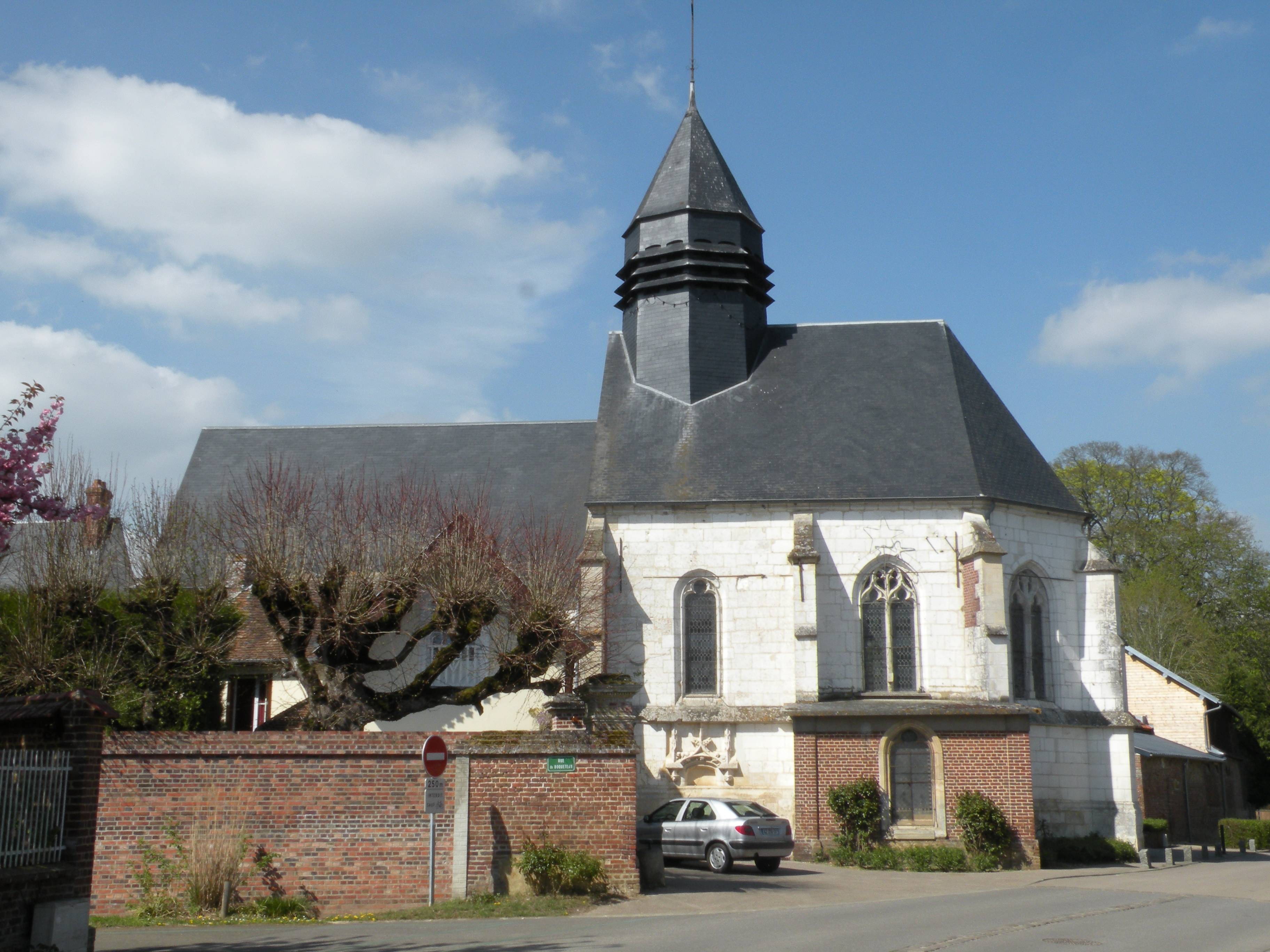 Photo de Saint-Léger Church of Saint-Léger-en-Bray