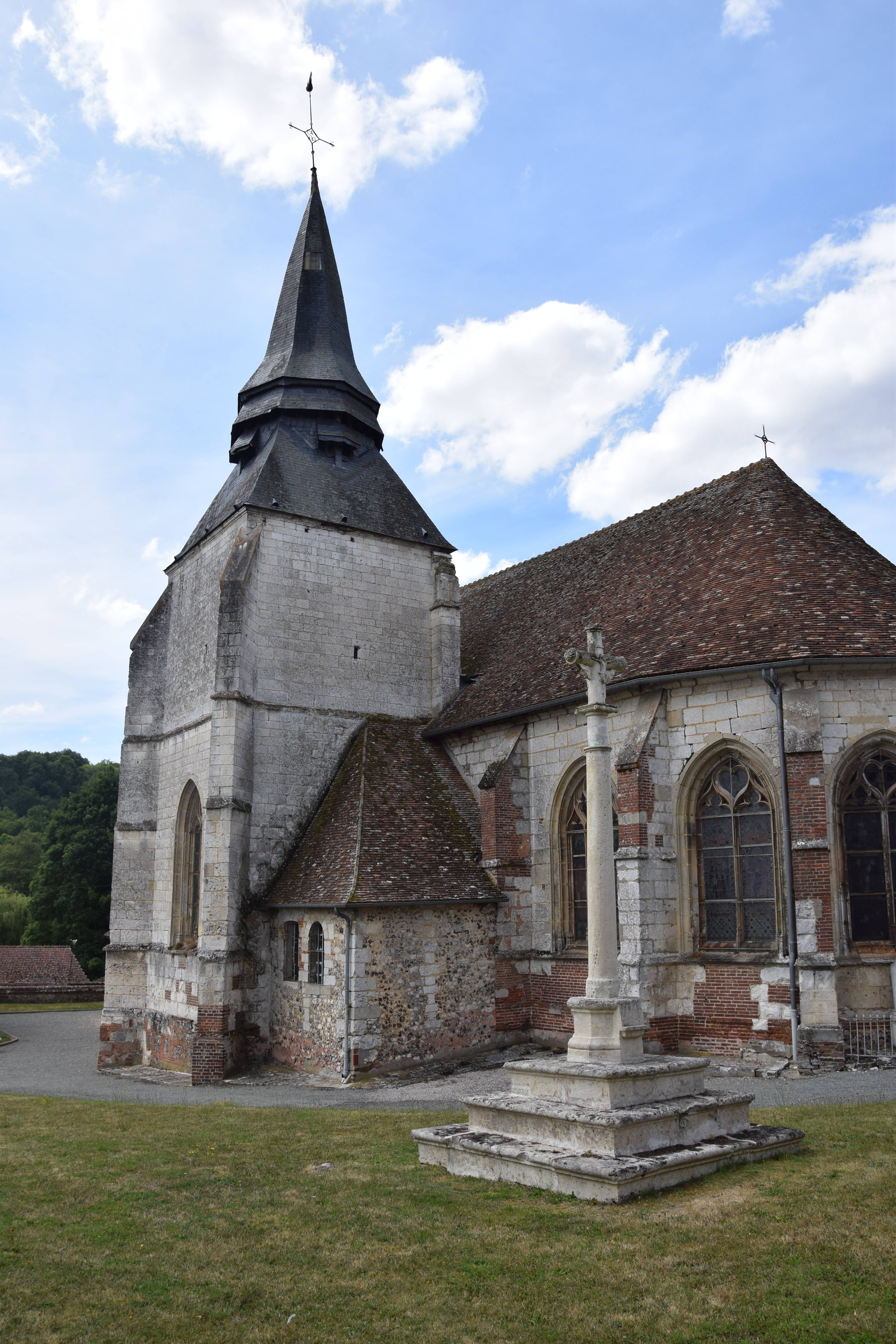 Photo de 圣皮埃尔和圣保罗-德塔尔蒙蒂耶教堂