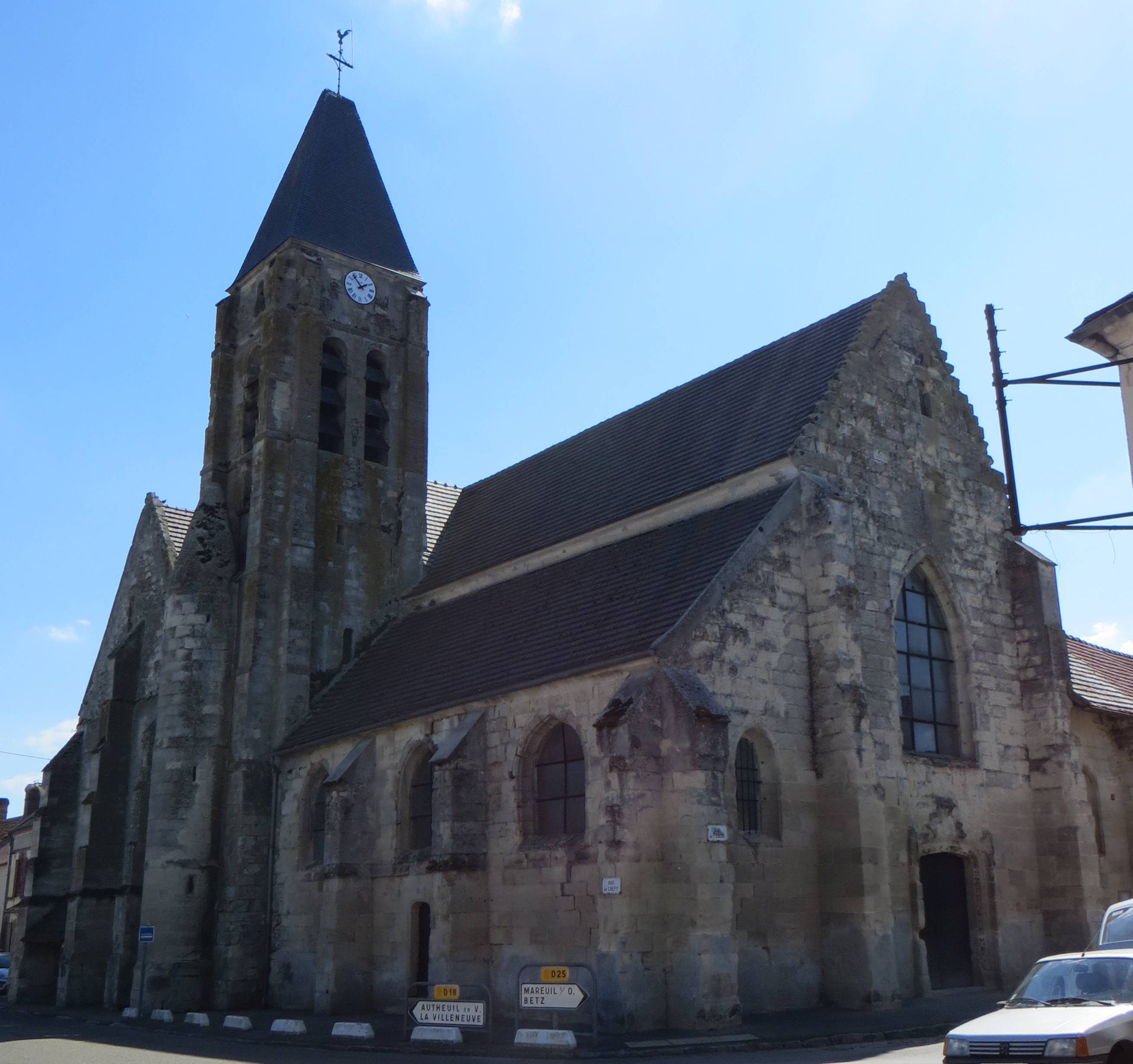 Photo de Thury-en-Valoisの聖マーティン教会