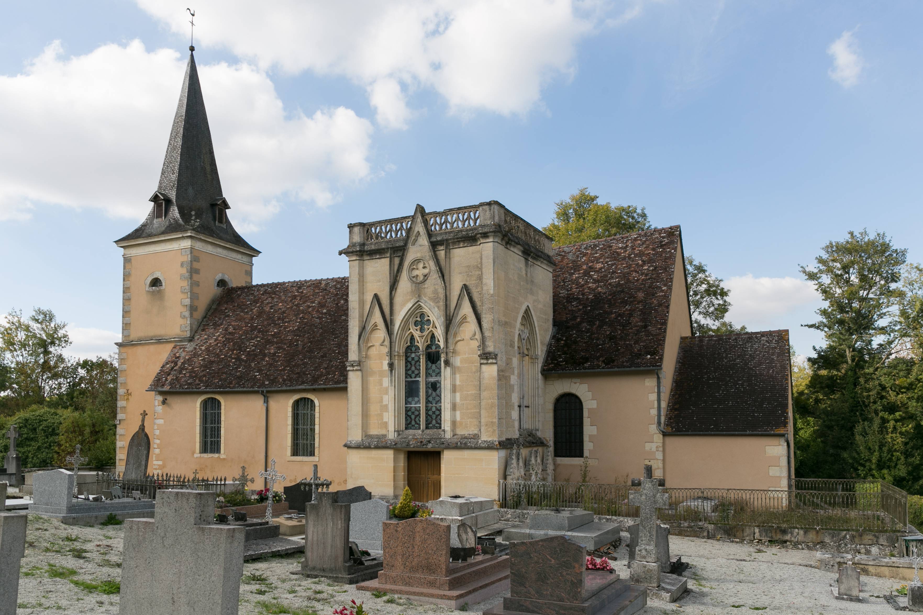 Photo de 圣母玛利亚布瓦教堂