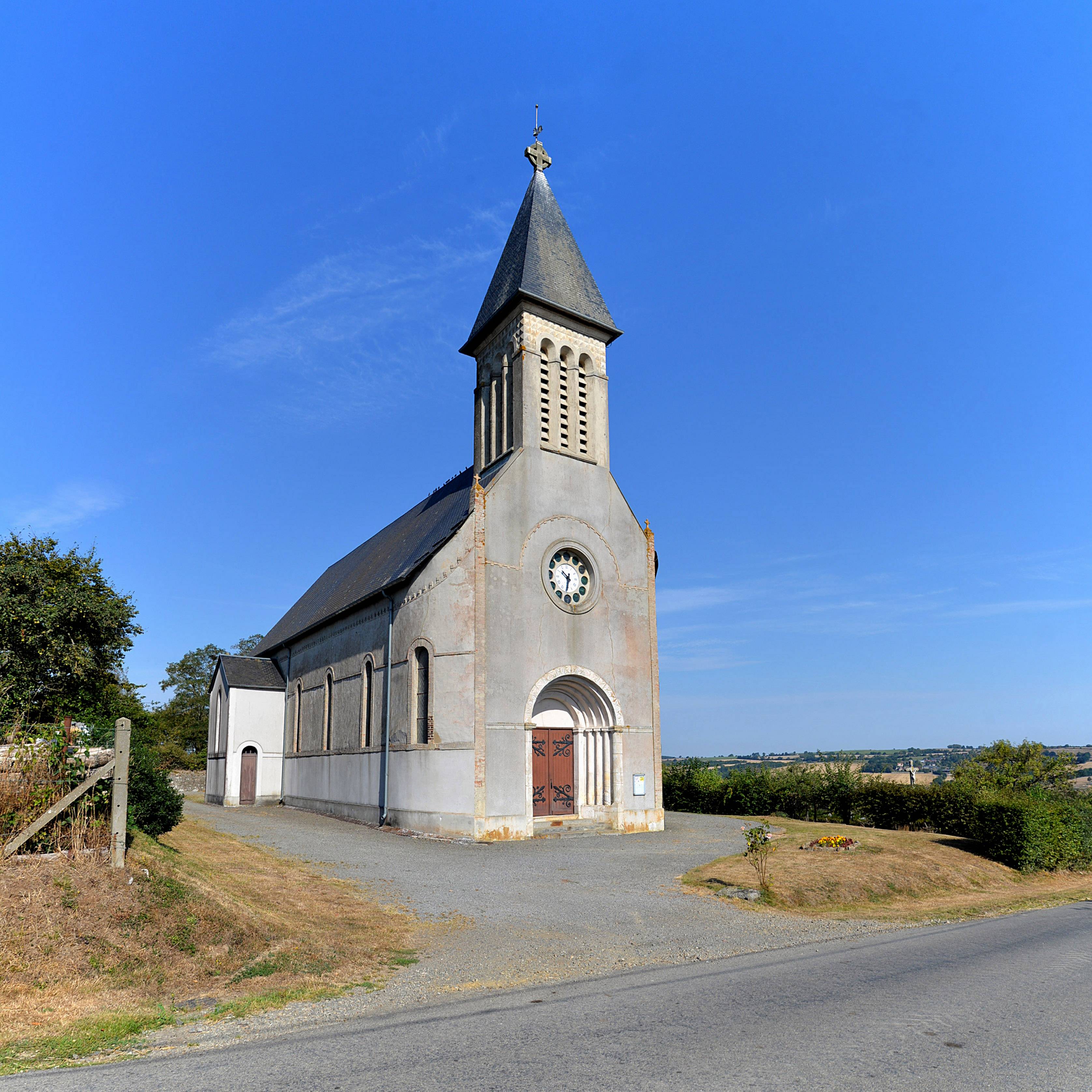 Photo de Église Saint-Pierre de Cahan