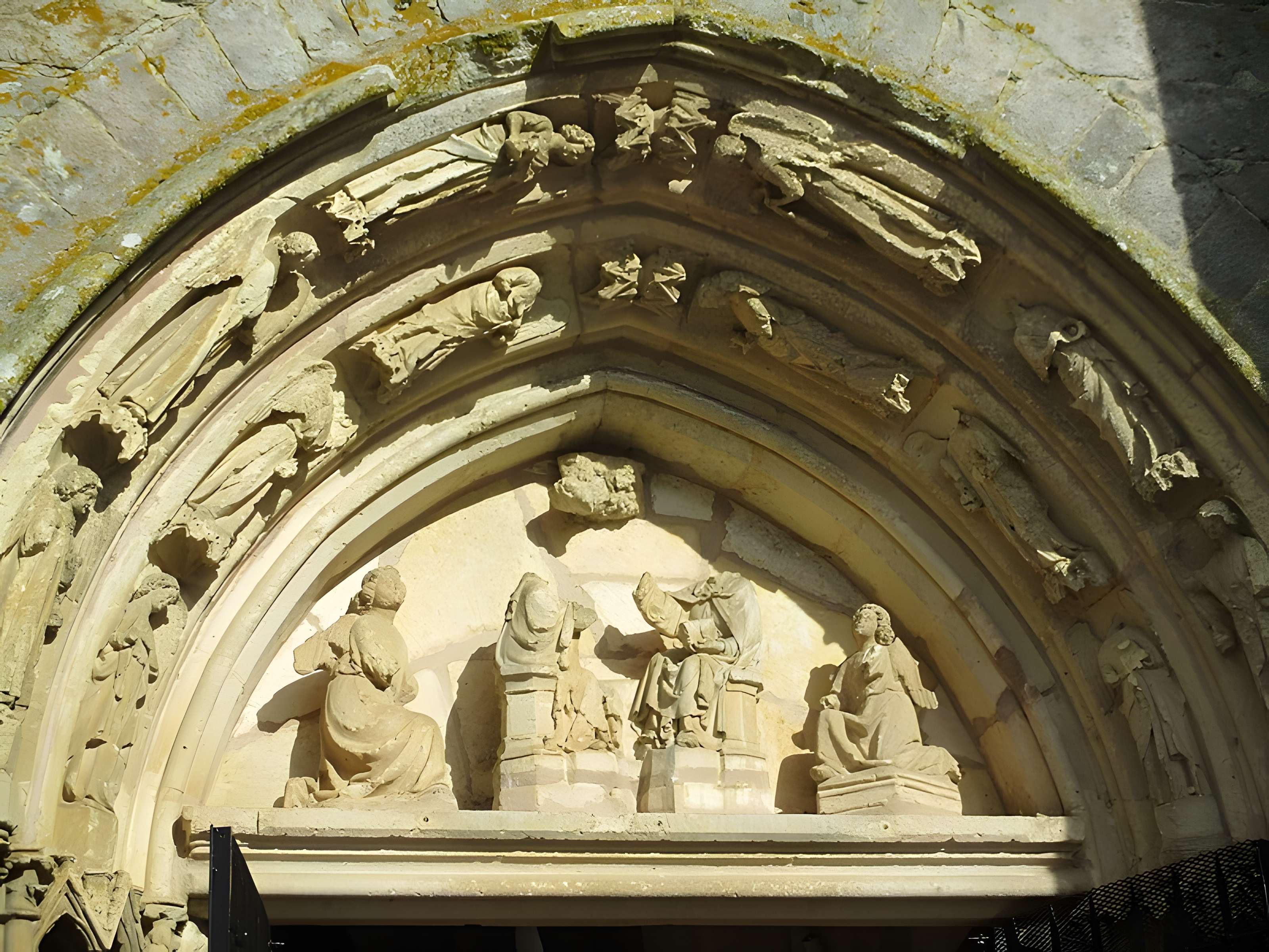 Église Saint-Gervais-et-Saint-Protais de Dixmont