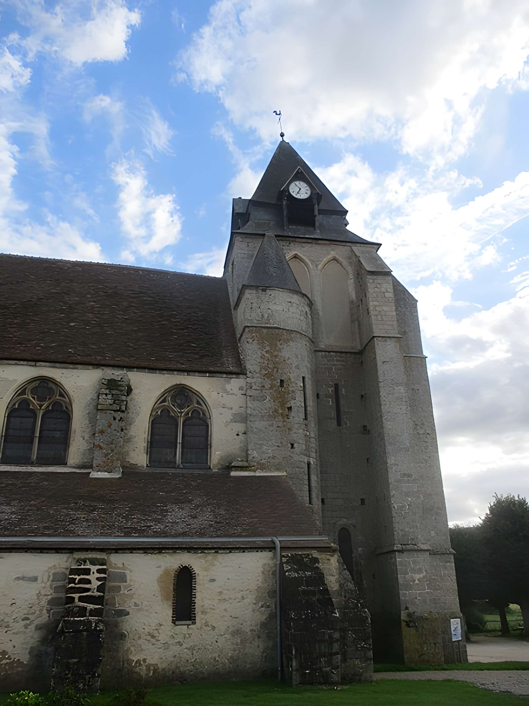 Église Saint-Gervais-et-Saint-Protais de Dixmont