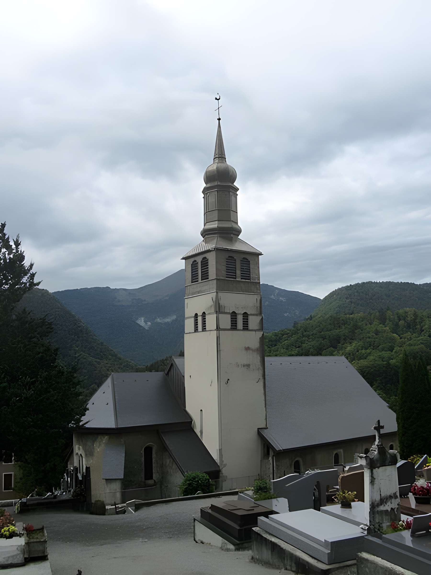 Église Saint-Gervais-et-Saint-Protais de Mieussy 
