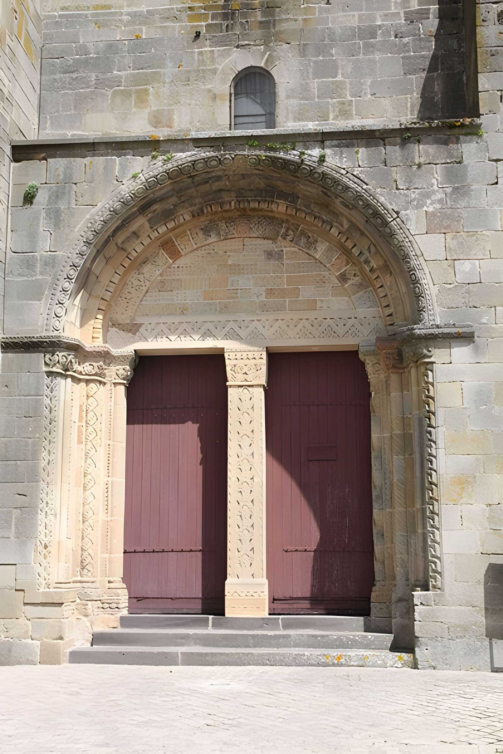 Église Saint-Gervais-et-Saint-Protais du Montet