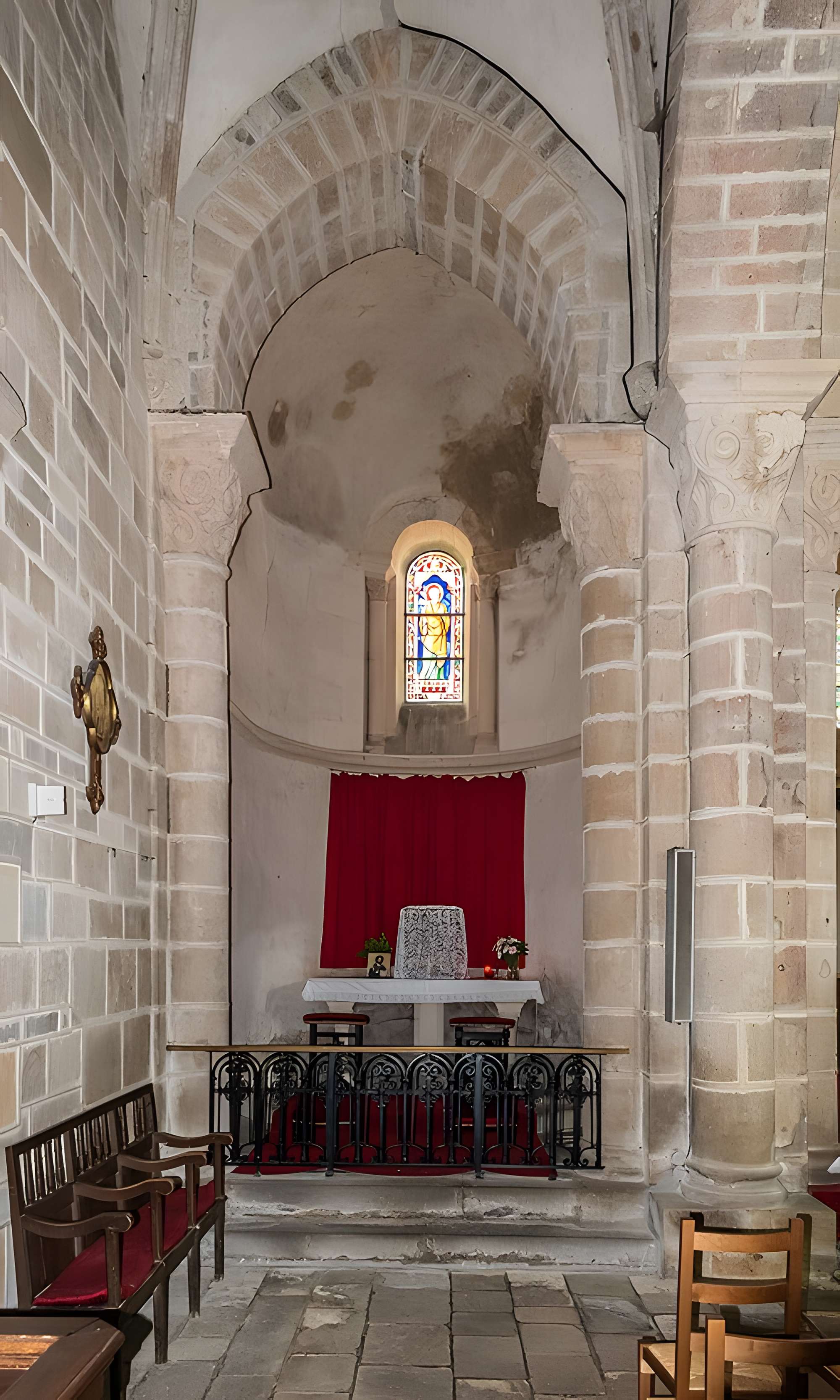 Église Saint-Gervais-et-Saint-Protais du Montet